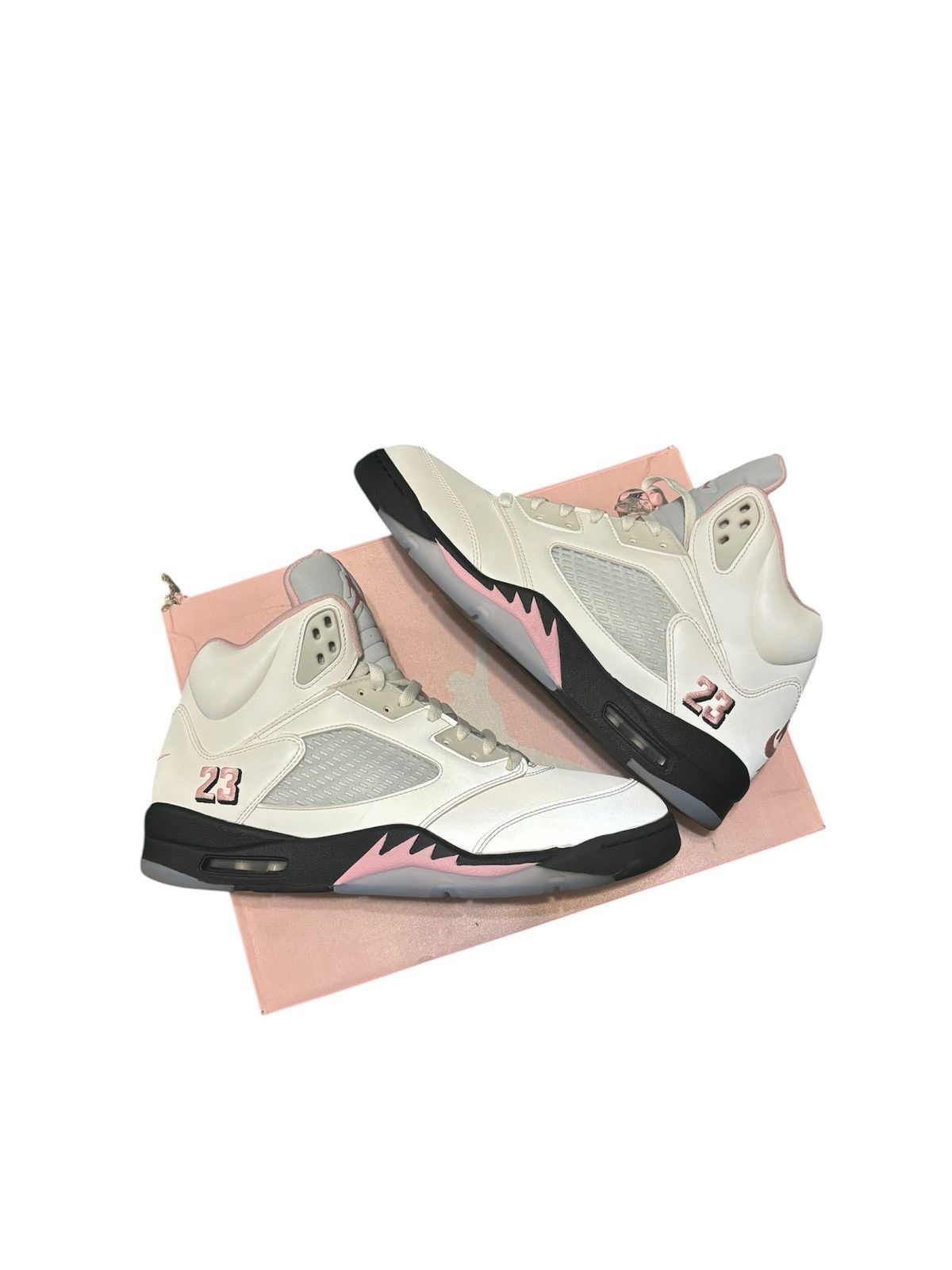 Jordan Brand Jordan 5 “Medium Soft Pink” Size US 13 / EU 46 - 1 Thumbnail