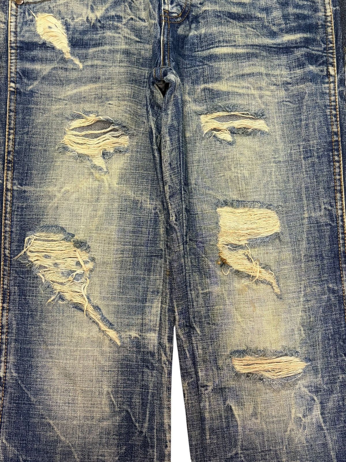 Tornado Mart Vintage Japanese Brand Mud Wash Distress Flare Jeans Size 30" / US 8 / IT 44 - 3 Thumbnail