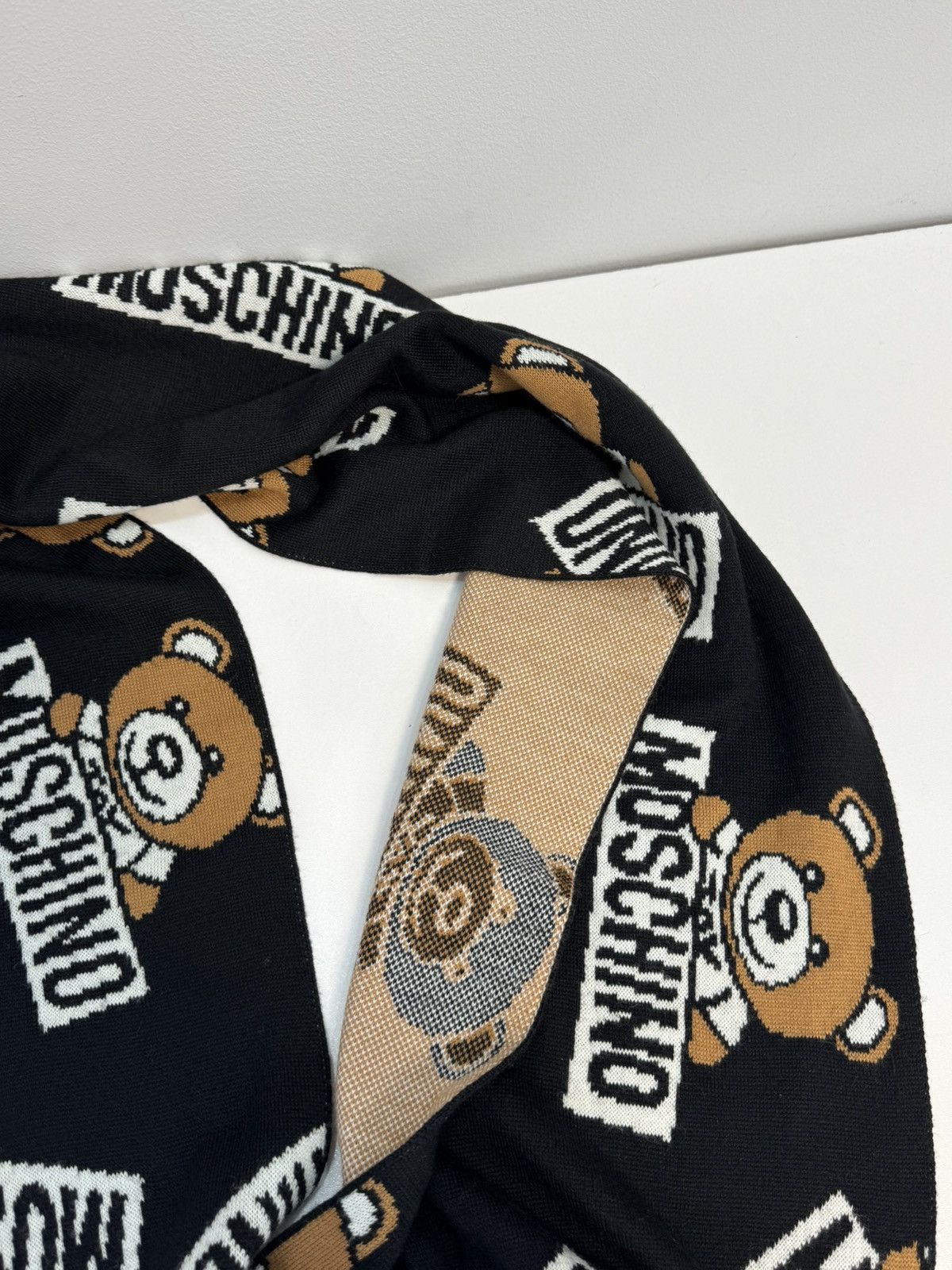 Moschino Moschino Scarf Vintage Y2K Style Logo Size ONE SIZE - 9 Thumbnail