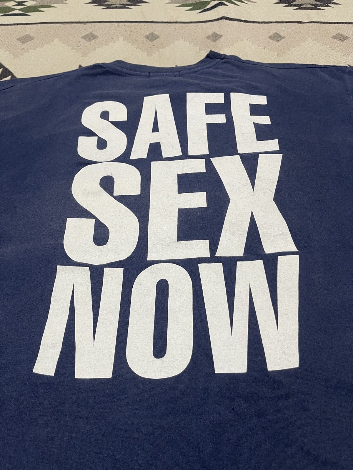 Gimme Five 90s GIMME FIVE X JUDY BLAME “SAVE SEX NOW”FADED TEES Size US XL / EU 56 / 4 - 16 Thumbnail