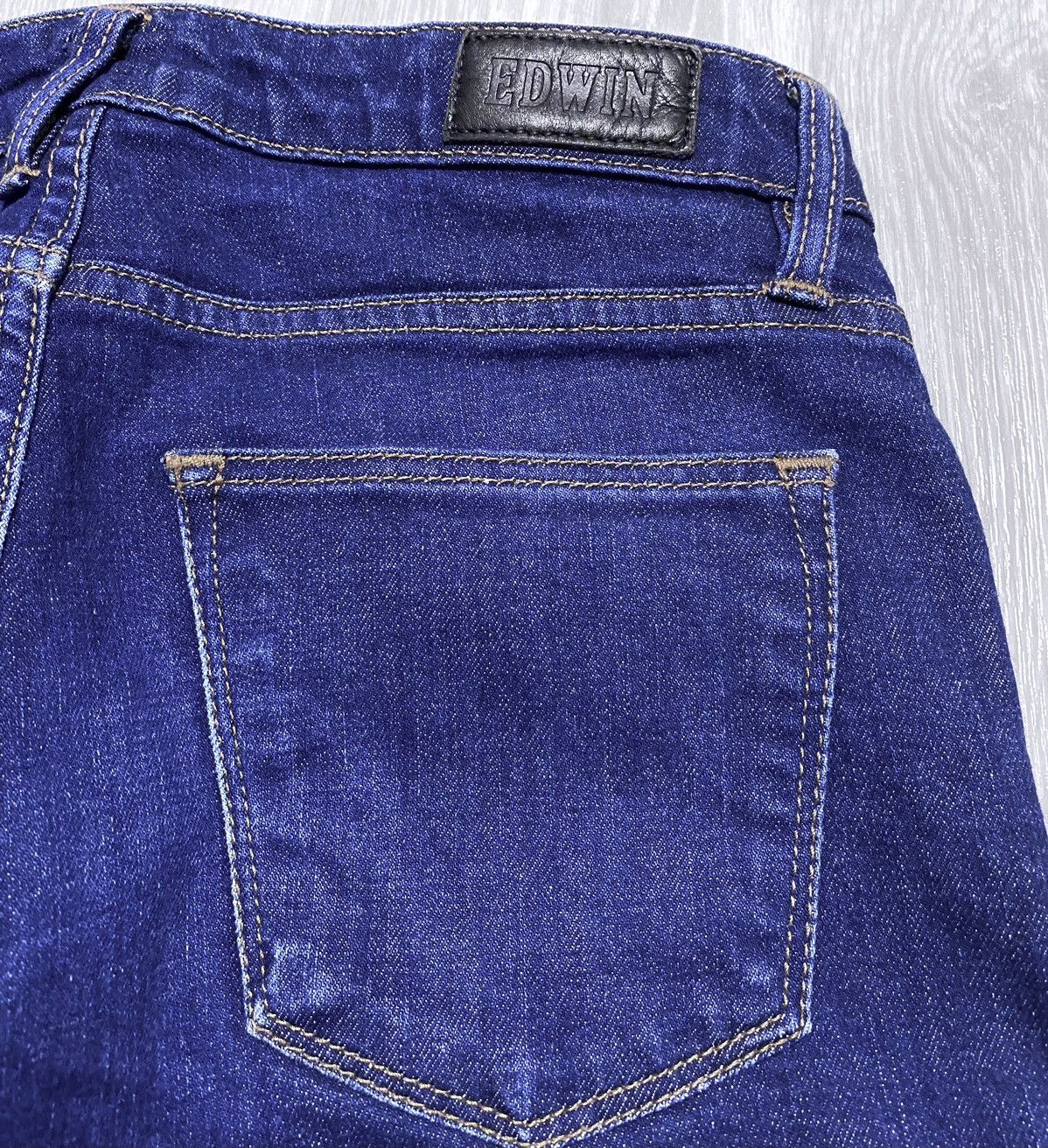 Edwin Womens Edwin Sally Pant Navy Jeans Denim Japanese Streetwear Size 27" / US 4 / IT 40 - 24 Thumbnail