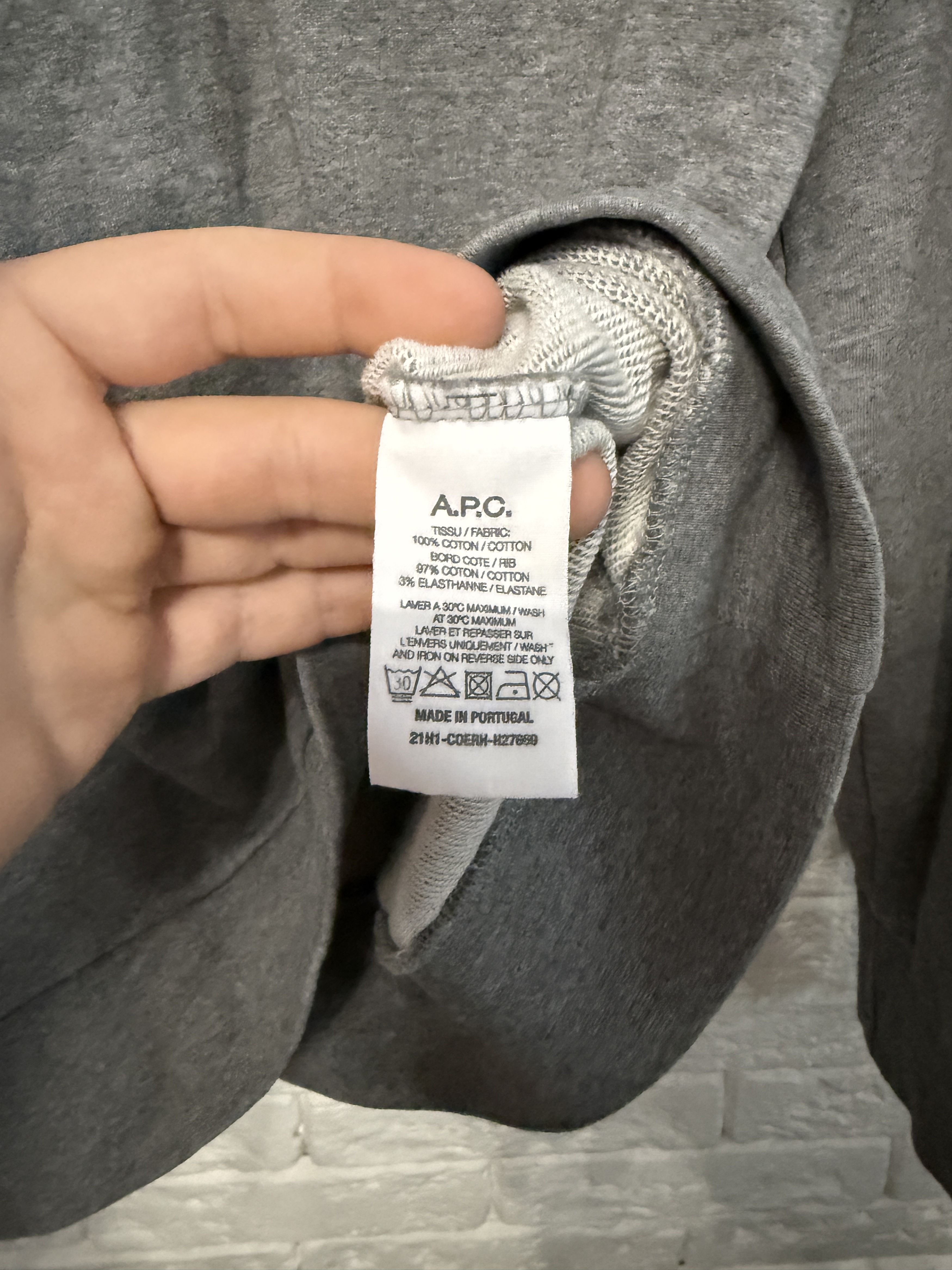 A.P.C. APC Sweatshirt With Painted Logo Sz M Size US M / EU 48-50 / 2 - 4 Thumbnail
