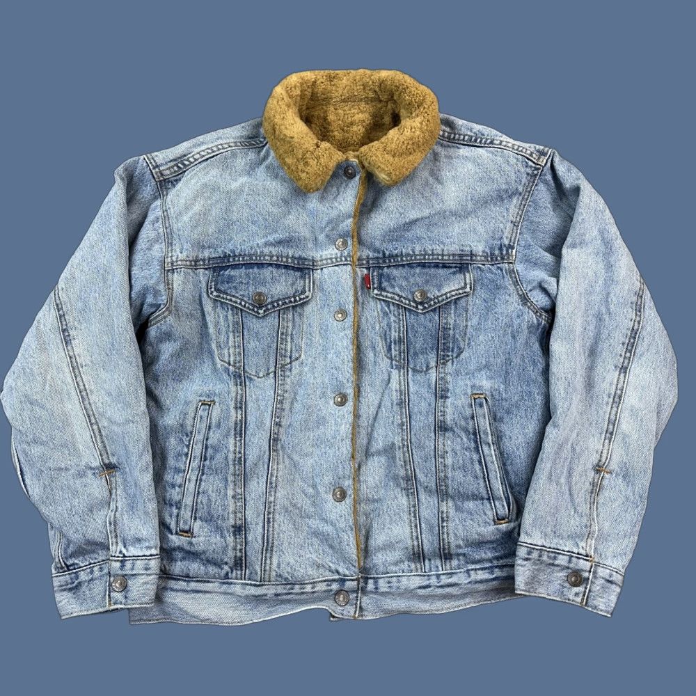 Levi's Levis Premium Trucker Jacket Women's Small Faux Fur Lined Reversible Trucker Jacket Size S / US 4 / IT 40 - 1 Thumbnail