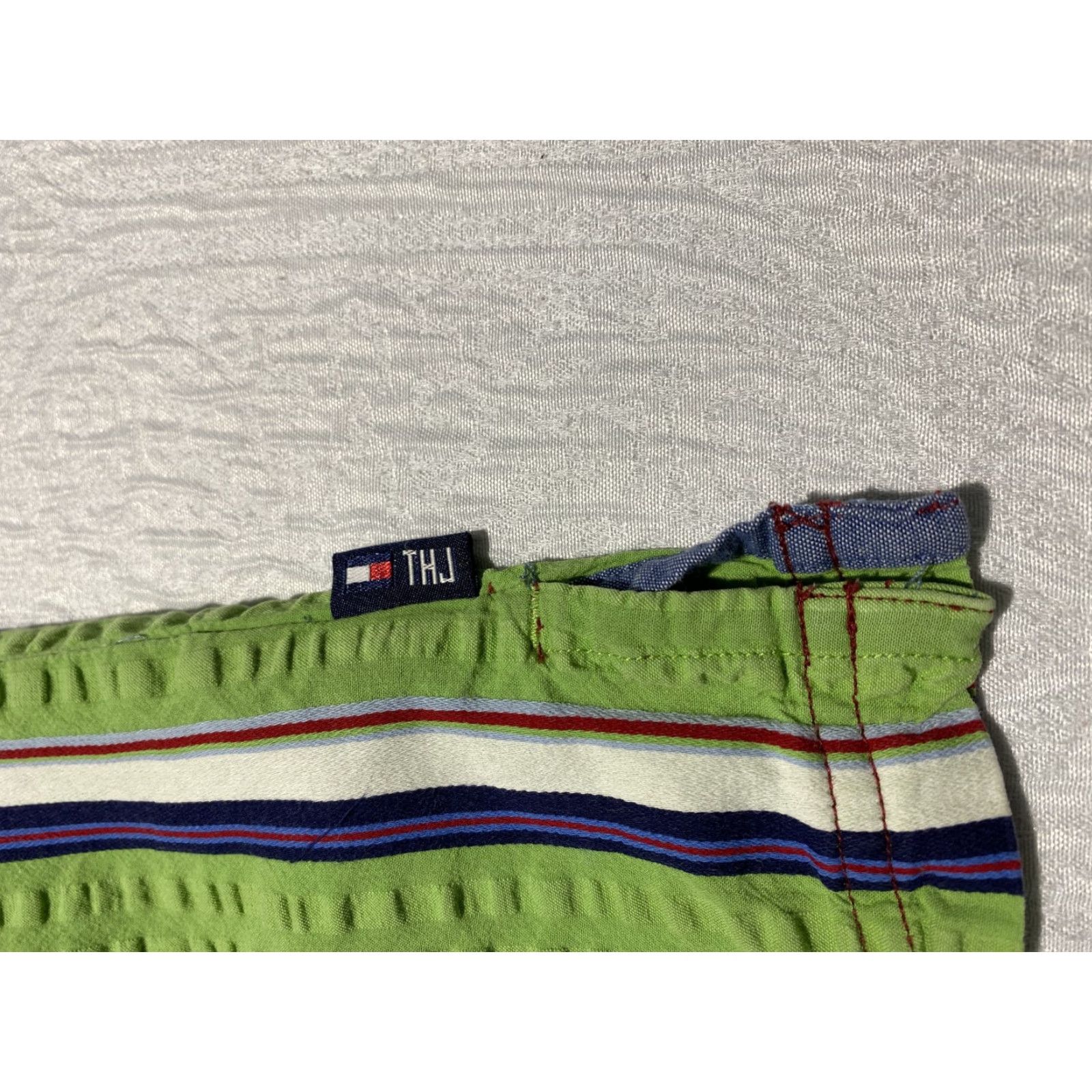 Vintage VINTAGE Tommy Jeans Shirt Mens L Green Striped Seersucker Short Sleeve Lion Crest H Size US L / EU 52-54 / 3 - 7 Thumbnail