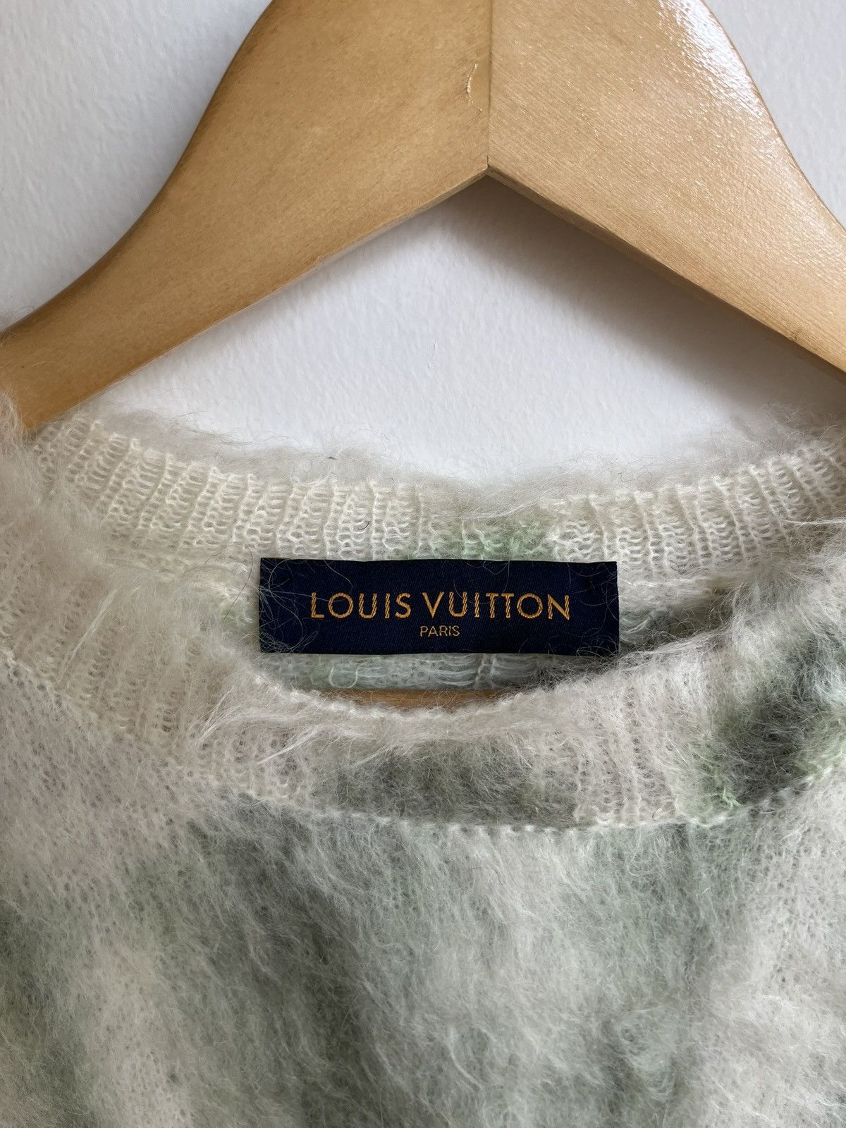 Louis Vuitton Louis Vuitton SS19 Plain Rainbow Dyed Mohair Sweater Size US S / EU 44-46 / 1 - 5 Thumbnail