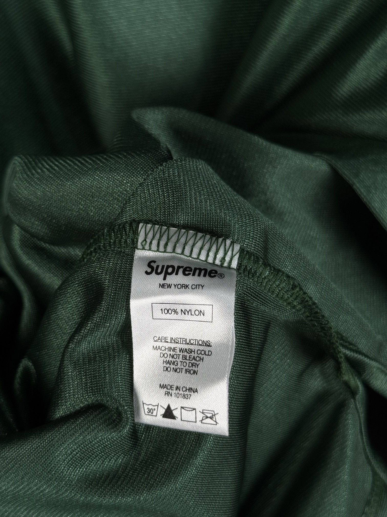 Supreme UNWORN* FW14 SUPREME El Dorado Football Top Size US L / EU 52-54 / 3 - 8 Thumbnail