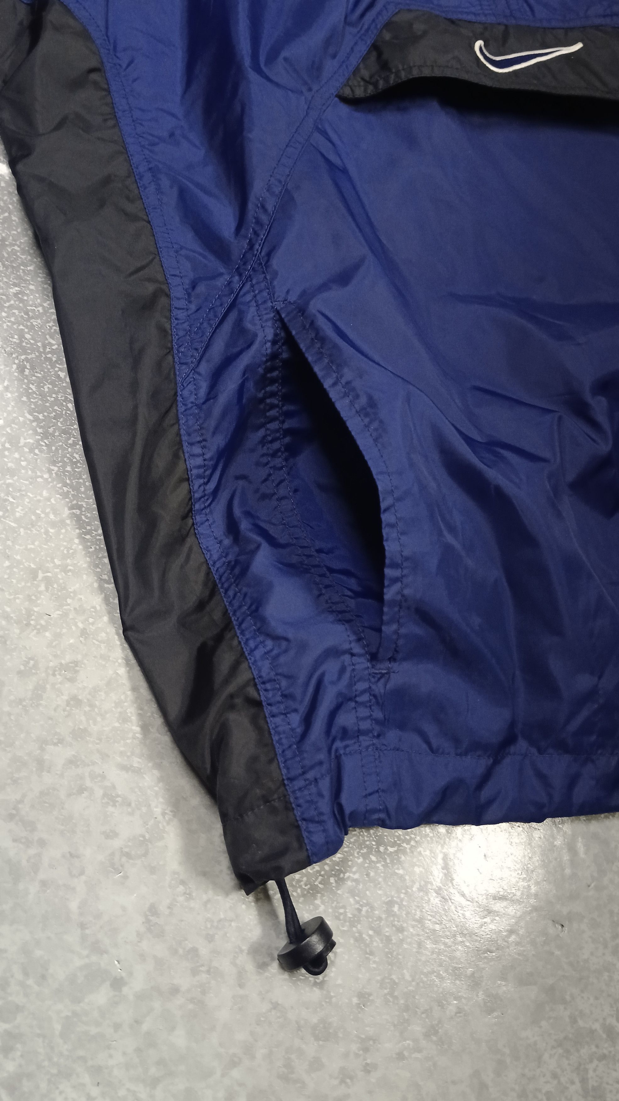 Nike × Vintage 🔥 Vintage Nike Halfzipper Centre Logo Windbreaker Size US L / EU 52-54 / 3 - 6 Thumbnail