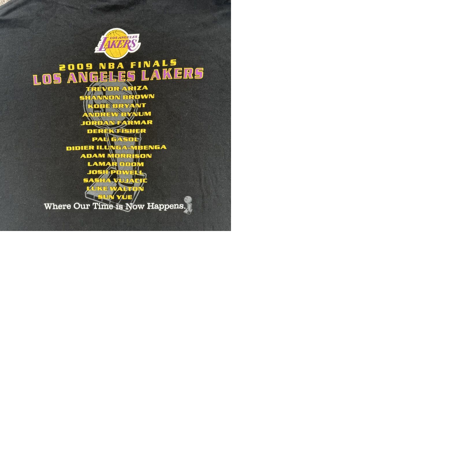 Gildan VINTAGE Gildan Mens 2XL Black T Shirt Lakers Kobe Bryant 2009 NBA Finals Angel Graphic Print Los Angeles LA Lakers Sports Crew Neck Short Sleeve Nike Size US XXL / EU 58 / 5 - 10 Thumbnail