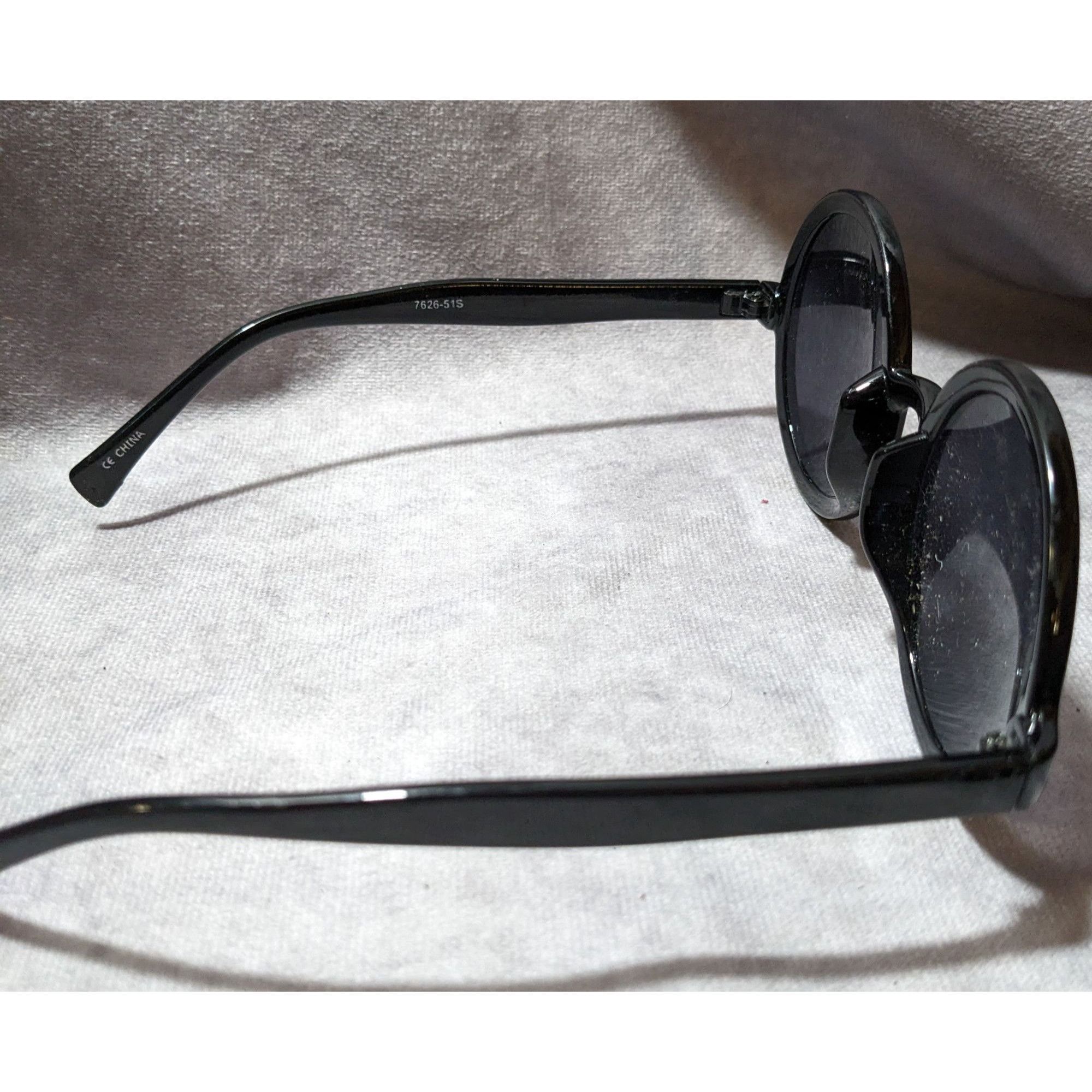 Other Vandy Retro Gothic Round Frame Sunglasses Size ONE SIZE - 2 Thumbnail