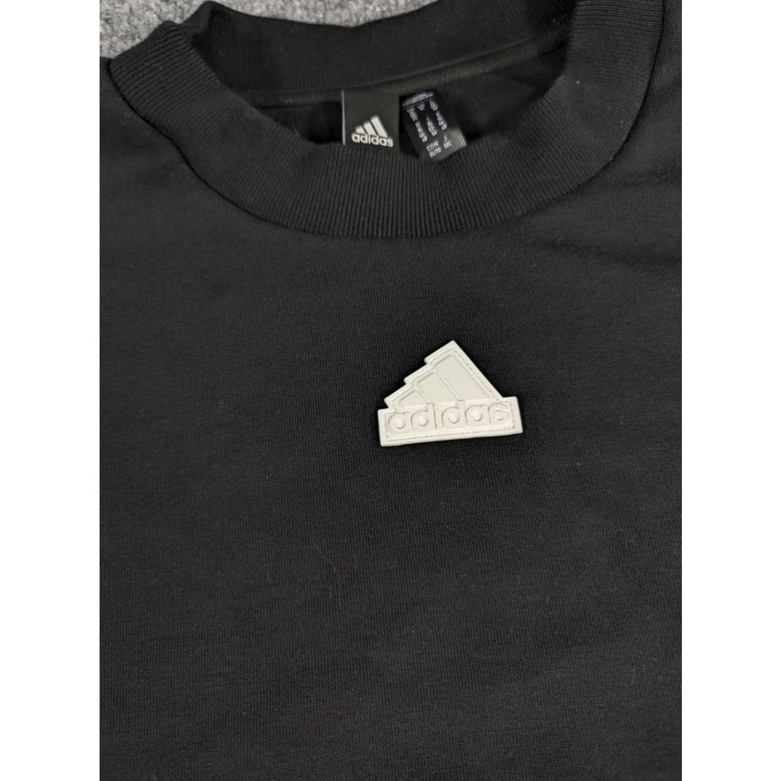 Adidas **Future Icons 3-Stripes Black Women's XL Sweatshirt** User: Future Icons 3-Stripes Black Women's XL Sweatshirt Size XL / US 12-14 / IT 48-50 - 2 Thumbnail