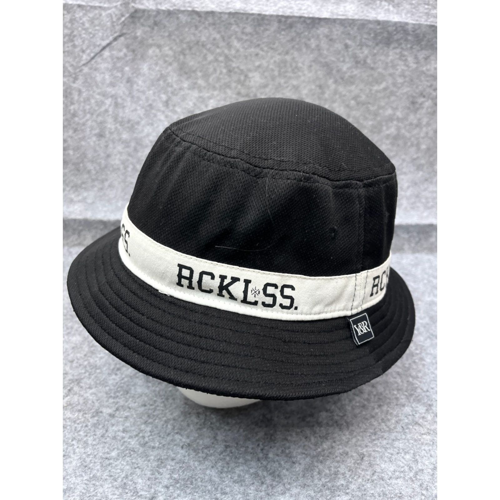Vintage Young & Reckless Bucket Hat Black 100% Polyester Adult One Size Beach Outdoor Size ONE SIZE - 4 Thumbnail