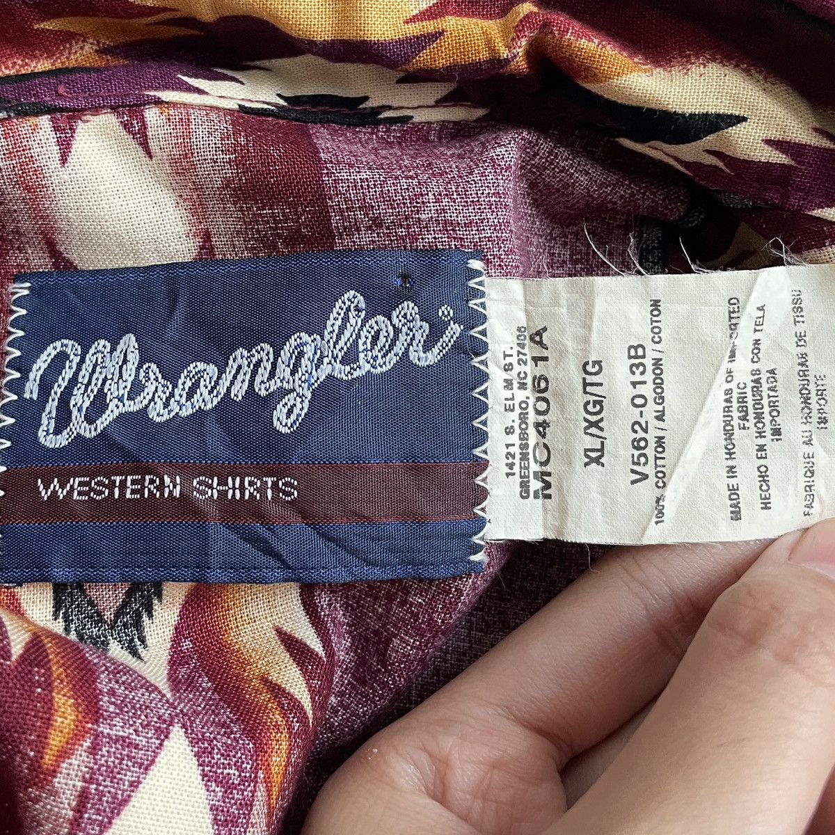Vintage × Wrangler Vintage Brand Wrangler Navajo Western Shirt 1990s Size US XL / EU 56 / 4 - 9 Thumbnail