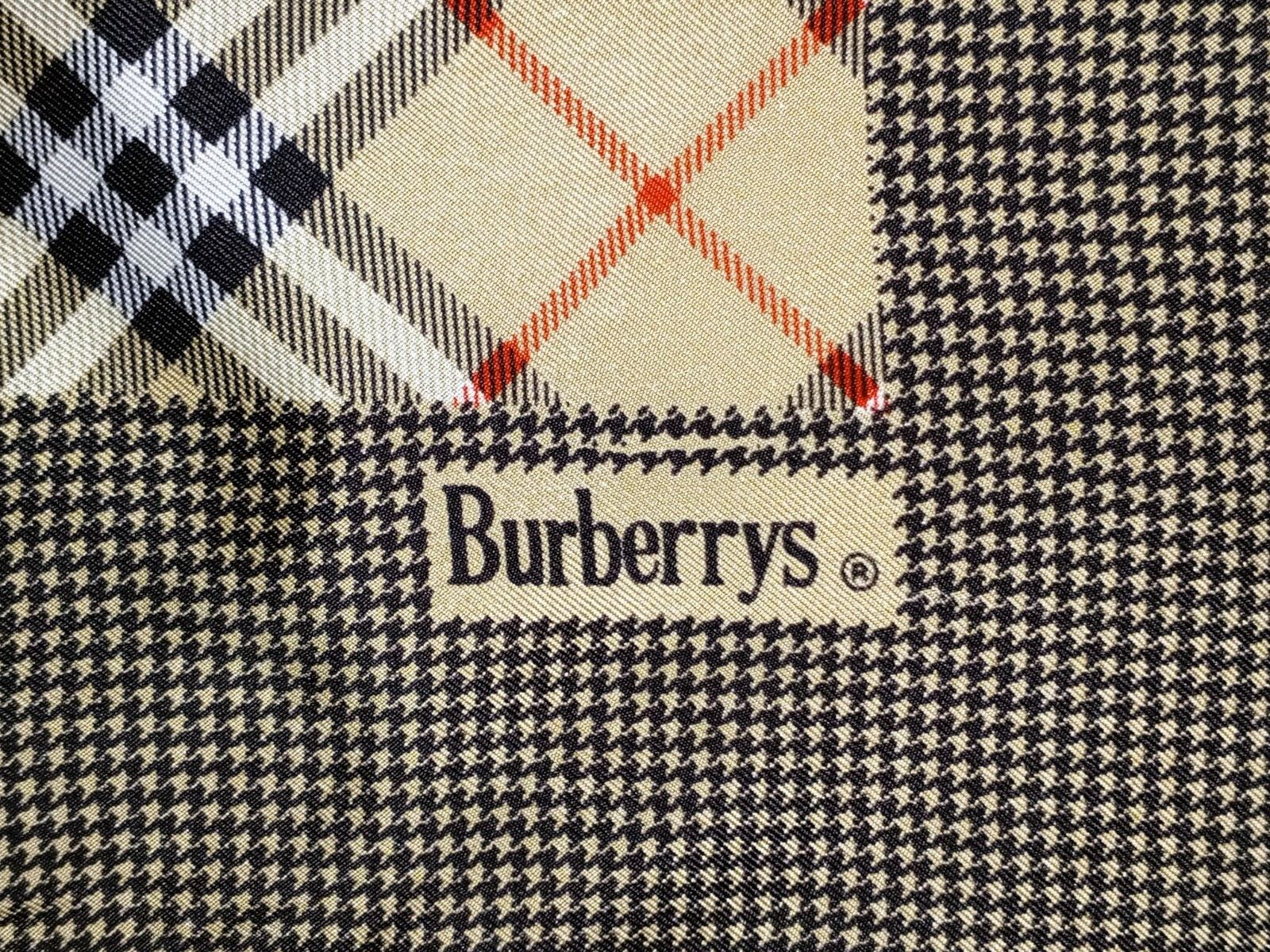Burberry BURBERRY BB LONDON Vintage Novacheck Plaid Silk Scarf Size ONE SIZE - 2 Thumbnail
