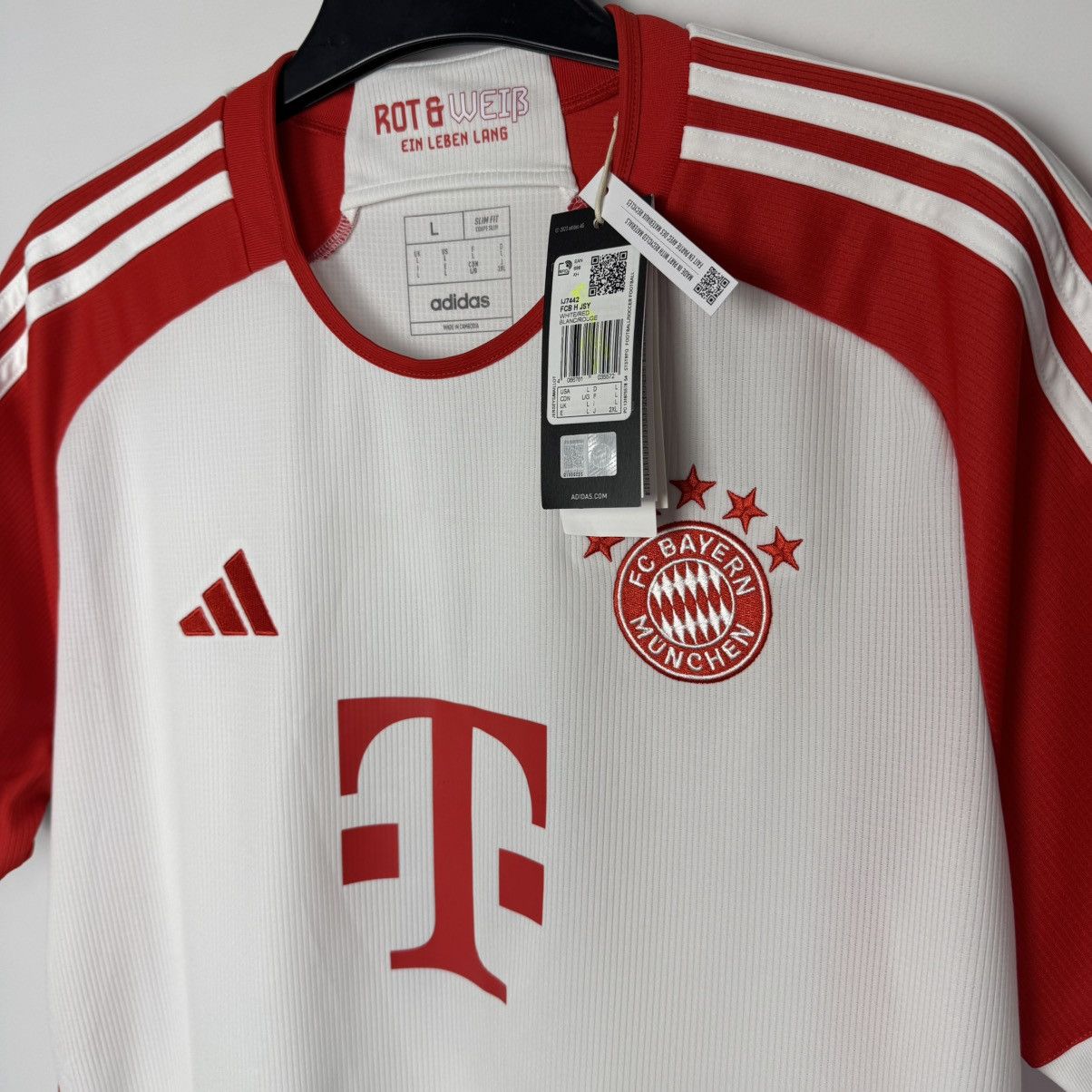 Adidas Bayern Munich 2023 Home Football Shirt Soccer Jersey Kane Size US L / EU 52-54 / 3 - 8 Thumbnail