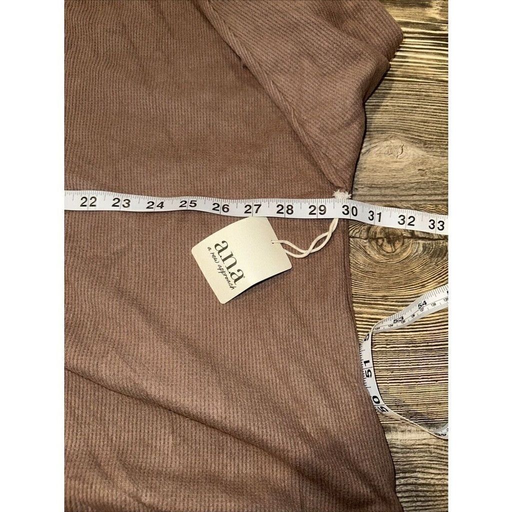 Target Basics a.n.a Womens Semi Sweet Choc Chip V-Neck Top Size 3X. 10 Size 3XL / US 20-22 - 5 Thumbnail