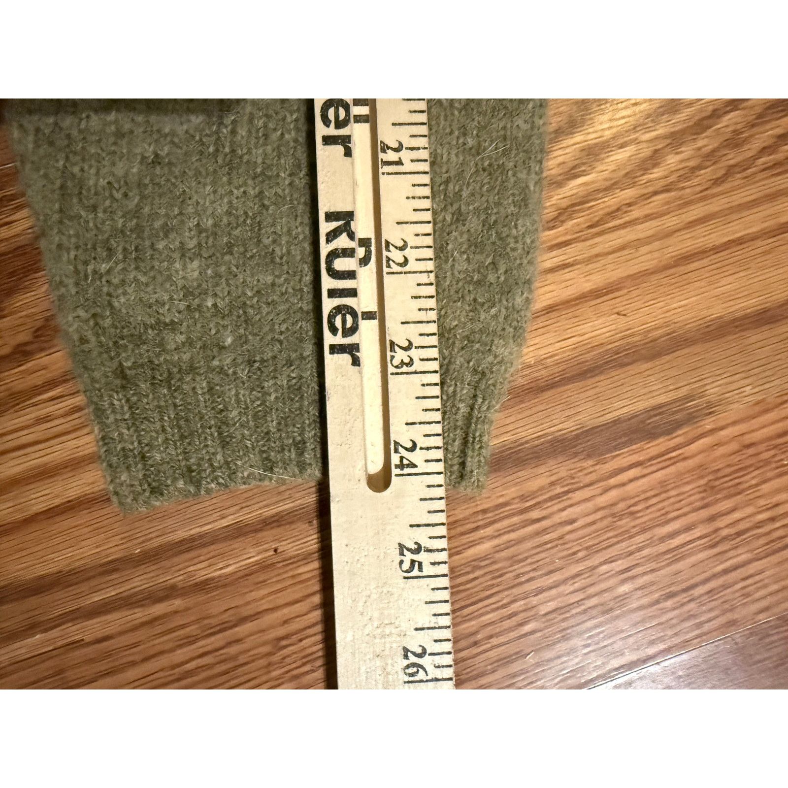 Woolrich Woolen Mills 90's Woolrich 100% Shetland Wool V Neck Sweater Size XL Size US XL / EU 56 / 4 - 7 Thumbnail
