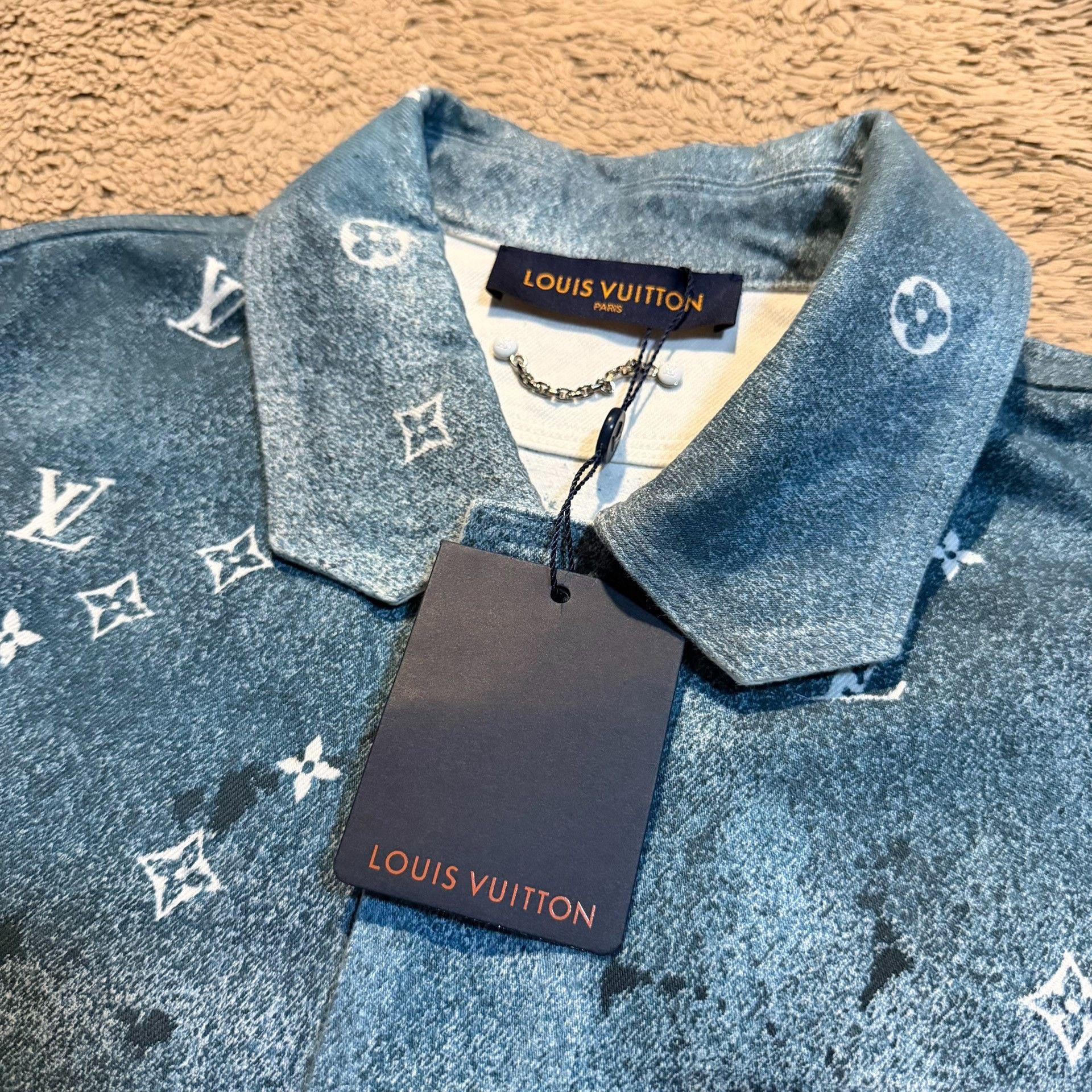 Louis Vuitton Louis Vuitton Monogram Gradient Denim Jacket Size US M / EU 48-50 / 2 - 4 Thumbnail
