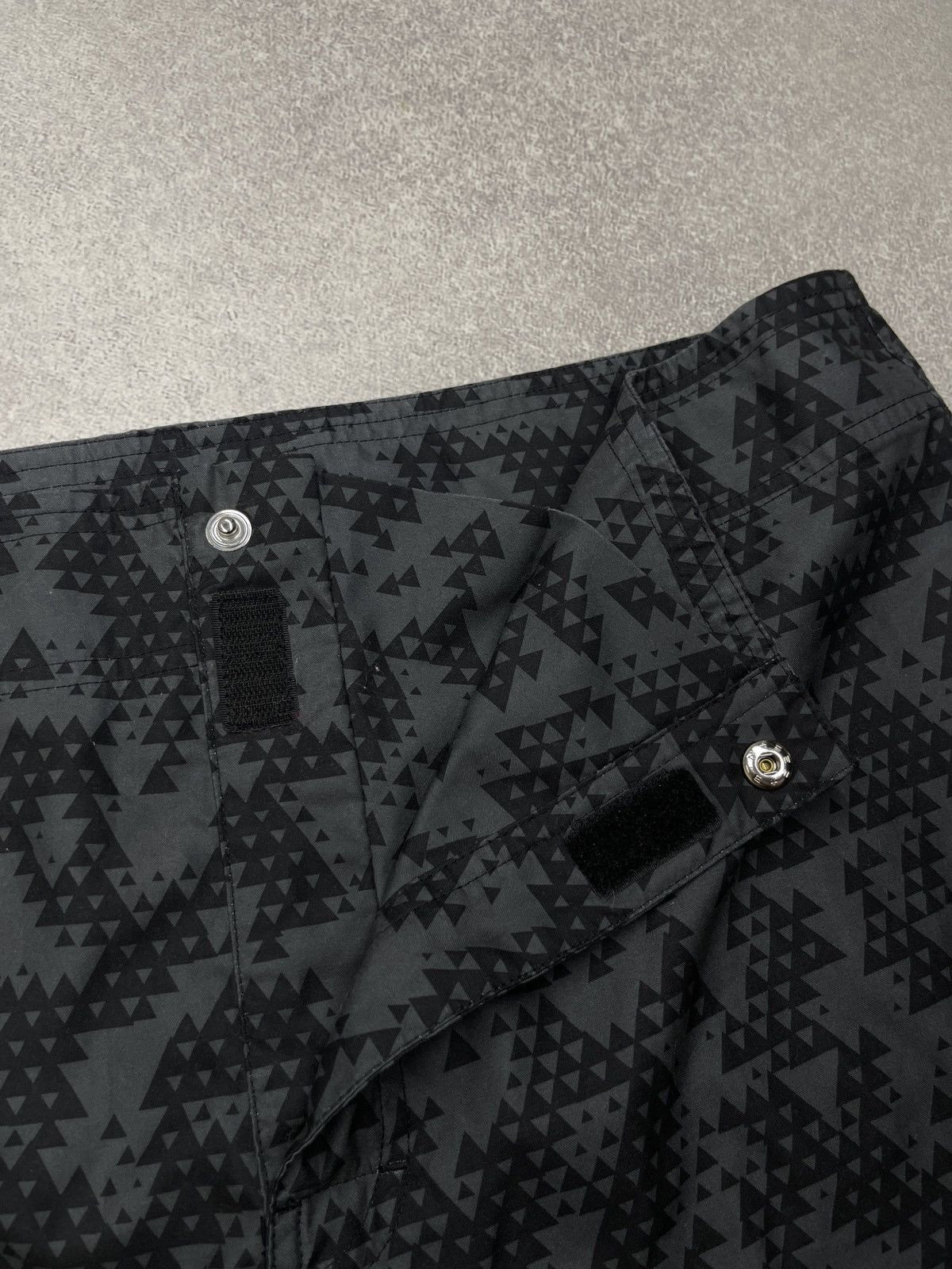 Nike Mens Nike Athletic Dept Geometric Board Shorts Swoosh Size US 34 / EU 50 - 6 Thumbnail