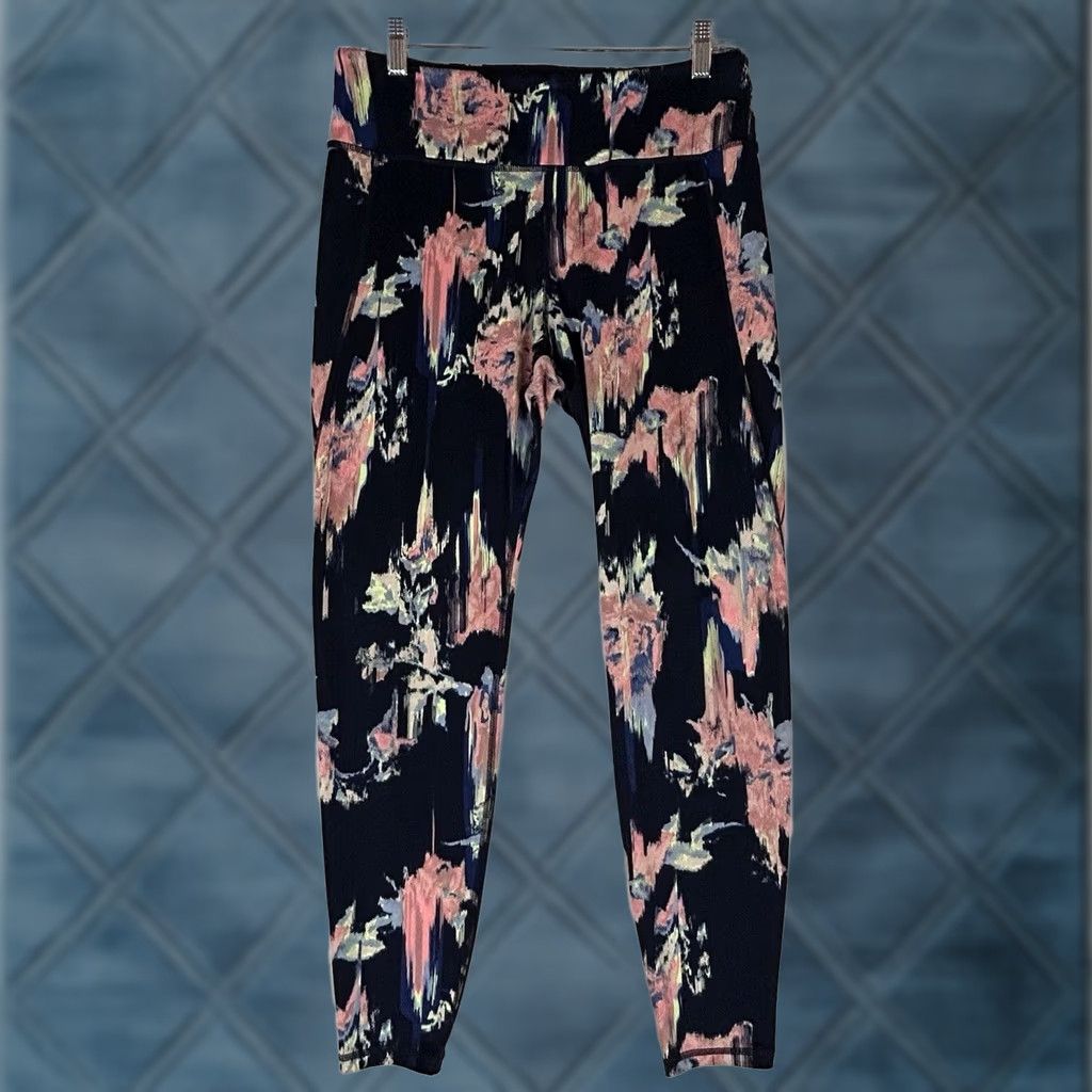 H&M H&M Sport Leggings Women L Ankle Yoga Gym Abstract Multicolor Fitness Stretch Run Training Size 36" / US 14 / IT 50 - 1 Thumbnail