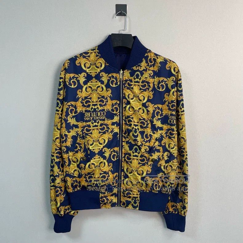 Versace Versace Jacket full of prints on both sides Size US XL / EU 56 / 4 - 1 Thumbnail