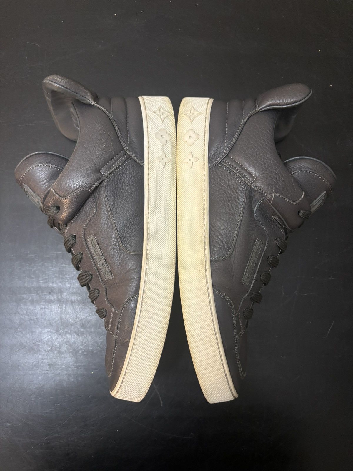 Kanye West × Louis Vuitton Louis Vuitton Kanye West Don Anthracite White Size US 8 / EU 41 - 4 Thumbnail
