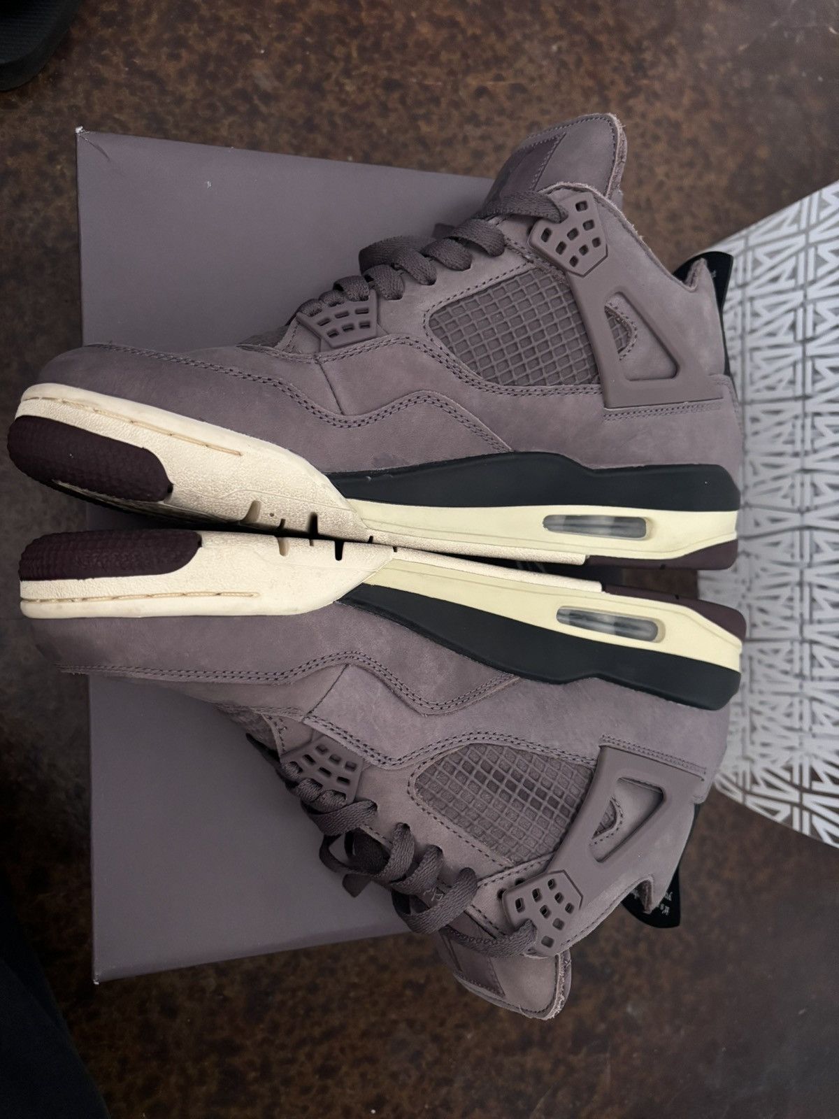 A Ma Maniere × Jordan Brand × Nike Jordan 4 retro x a ma maniere violet ore Size US 9 / EU 42 - 8 Thumbnail