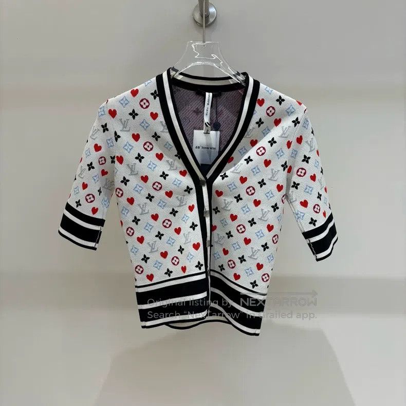 Louis Vuitton Louis Vuitton White full logo playing card mulberry silk n Size S / US 4 / IT 40 - 1 Thumbnail