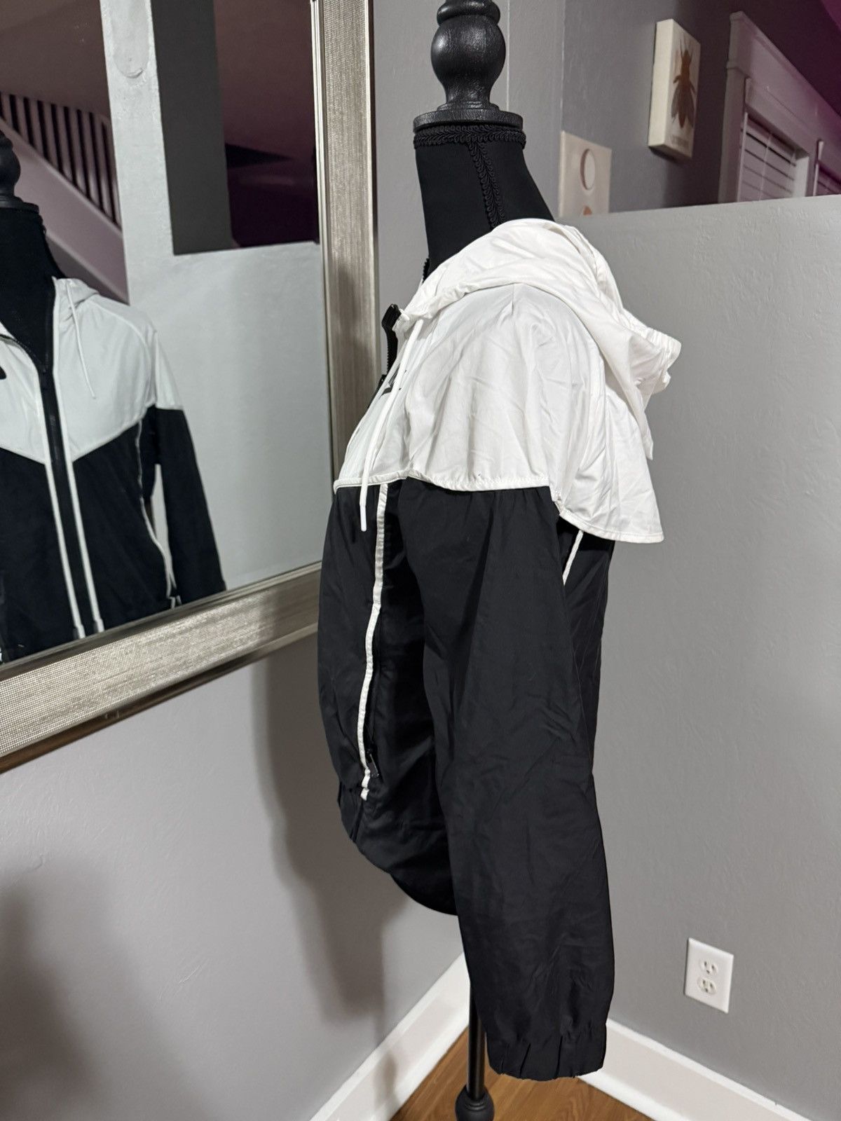 Nike Nike Sportswear Windrunner Windbreaker Jacket XS Size XS / US 0-2 / IT 36-38 - 5 Thumbnail