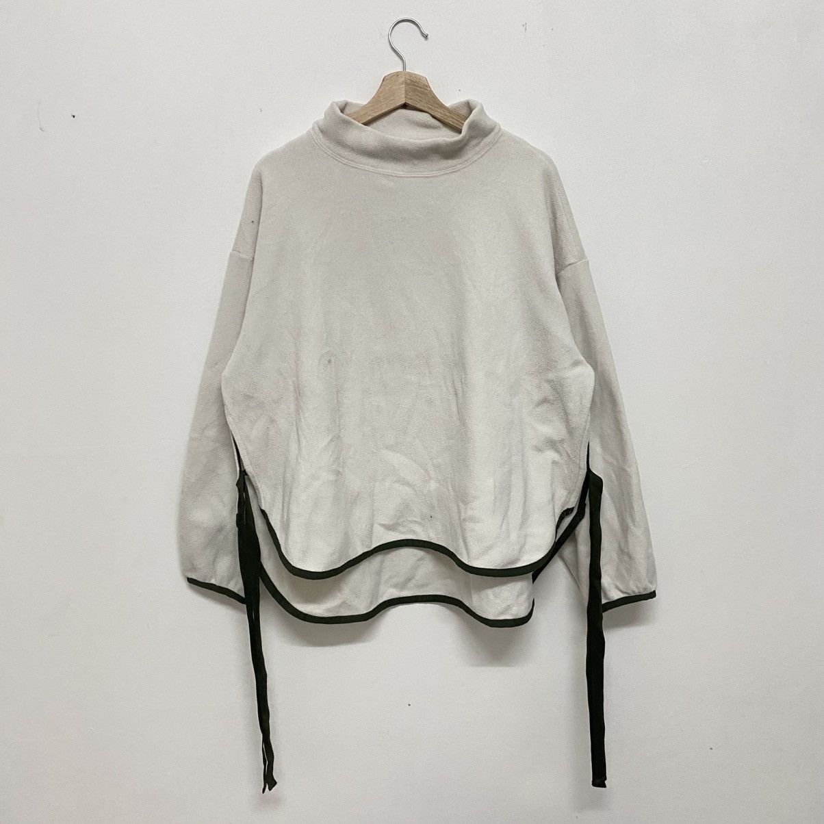Uniqlo × White Mountaineering WHITE MOUNTAINEERING FLEECE OVERSIZED PULLOVER Size US XL / EU 56 / 4 - 1 Thumbnail