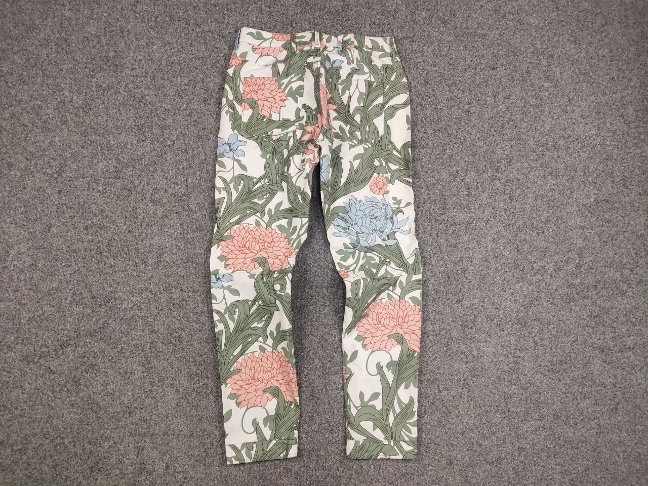 G-Star × Pharrell G-star raw Pharrell 5622 3d tapered flowers Boyfriend Jeans Size US 30 / EU 46 - 9 Thumbnail