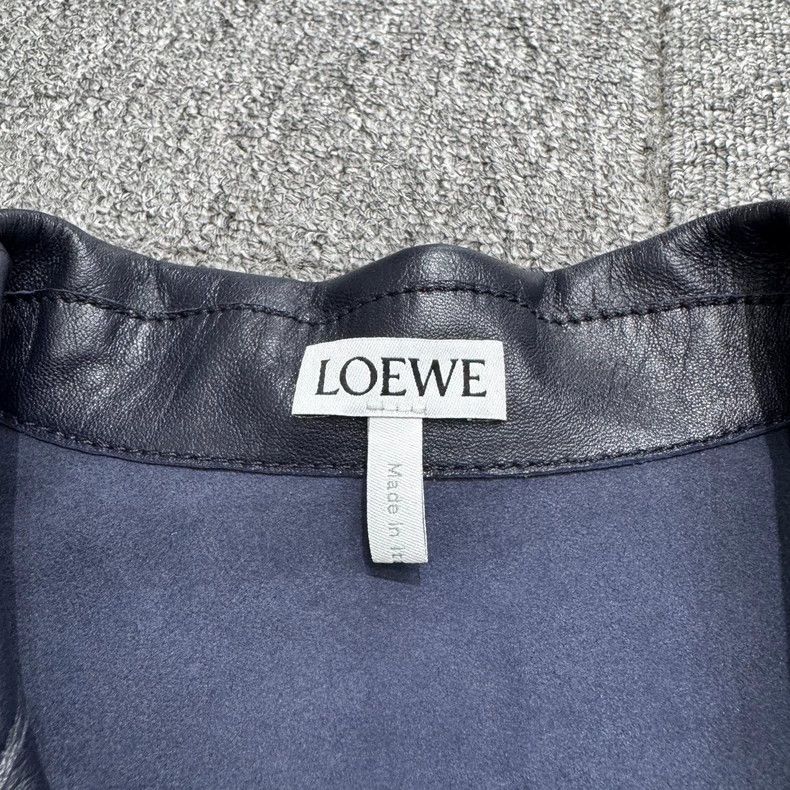 Loewe LOEWE Solid color embossed logo sheepskin jacket Size 4XL / US 24-26 - 2 Thumbnail