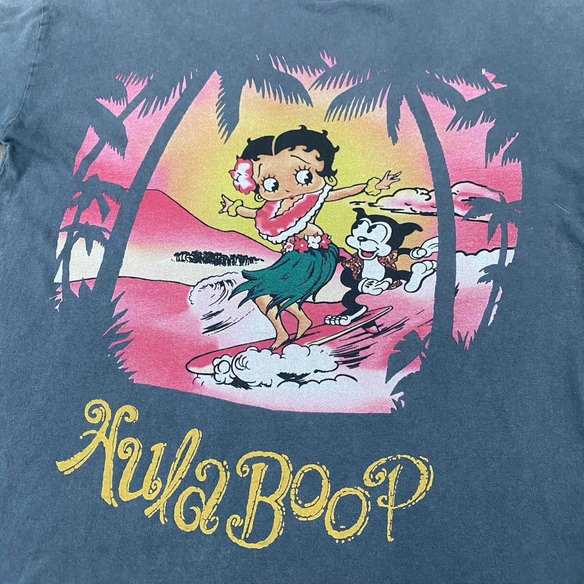 Zara RARE ‼️ Betty Boop Size US M / EU 48-50 / 2 - 2 Thumbnail