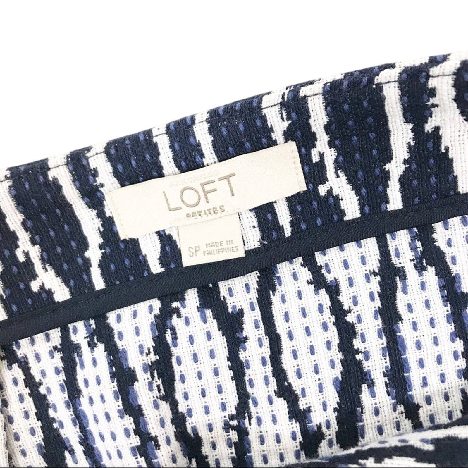 Loft Ann Taylor Loft Patterned Asymmetrical Mini skirt Size 27" / US 4 / IT 40 - 2 Thumbnail