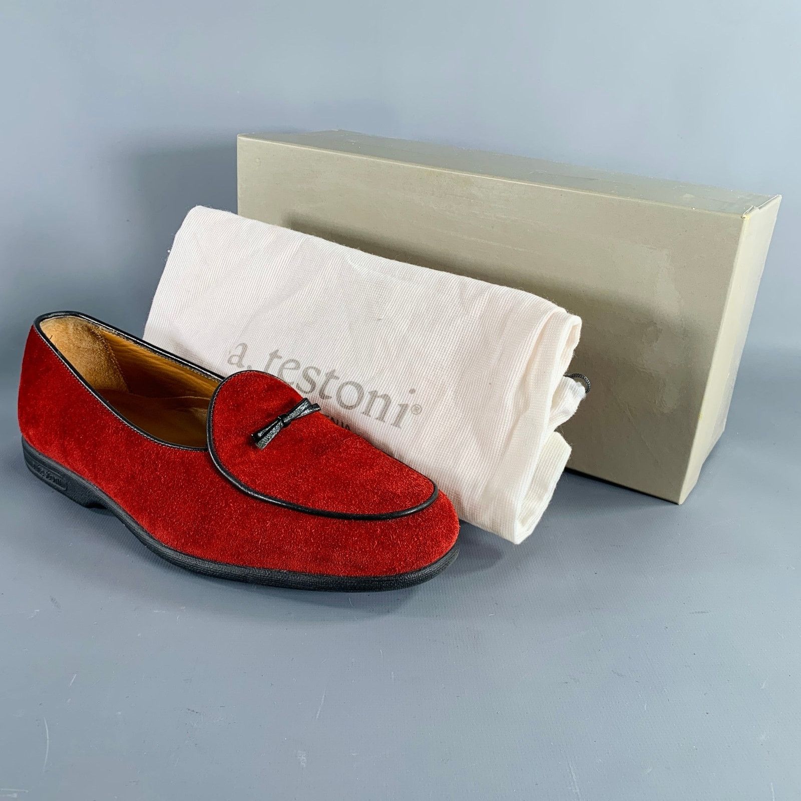 Testoni 8 Burgundy Black Contrast Trim Suede Slip On Loafers Size US 8 / EU 41 - 9 Thumbnail