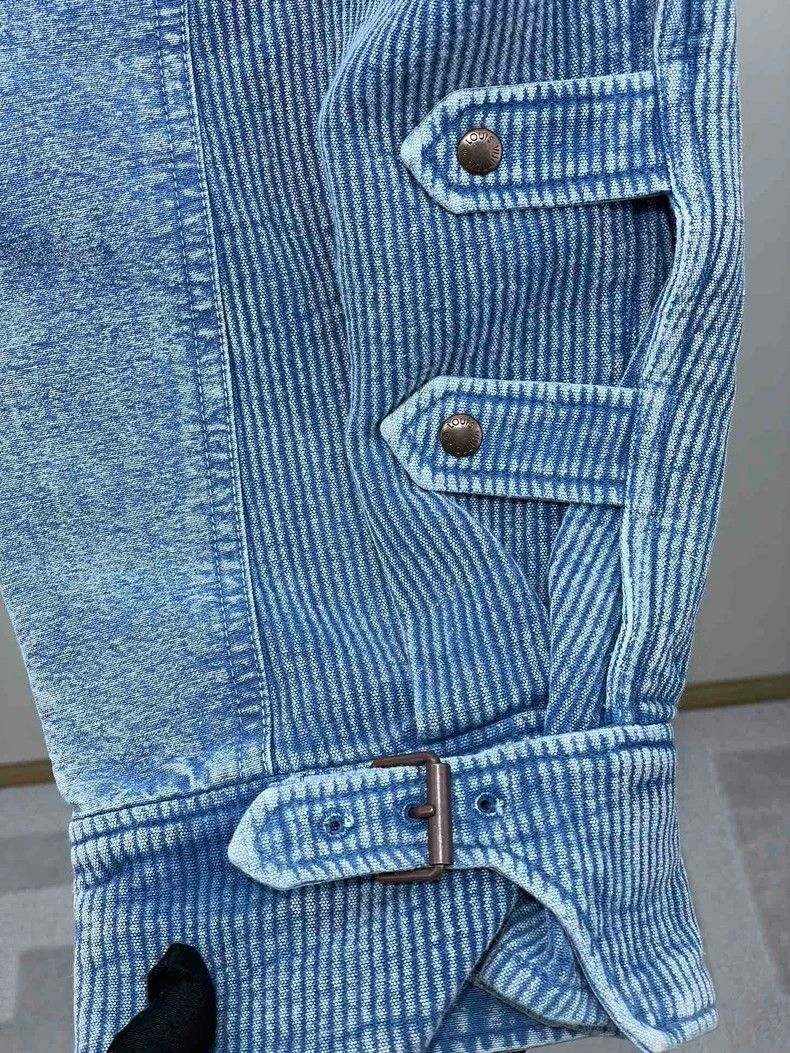 Louis Vuitton LOUIS VUITTON Blue suede bloomers pants 2504-Nextarrow Size US 40 / EU 56 - 4 Thumbnail