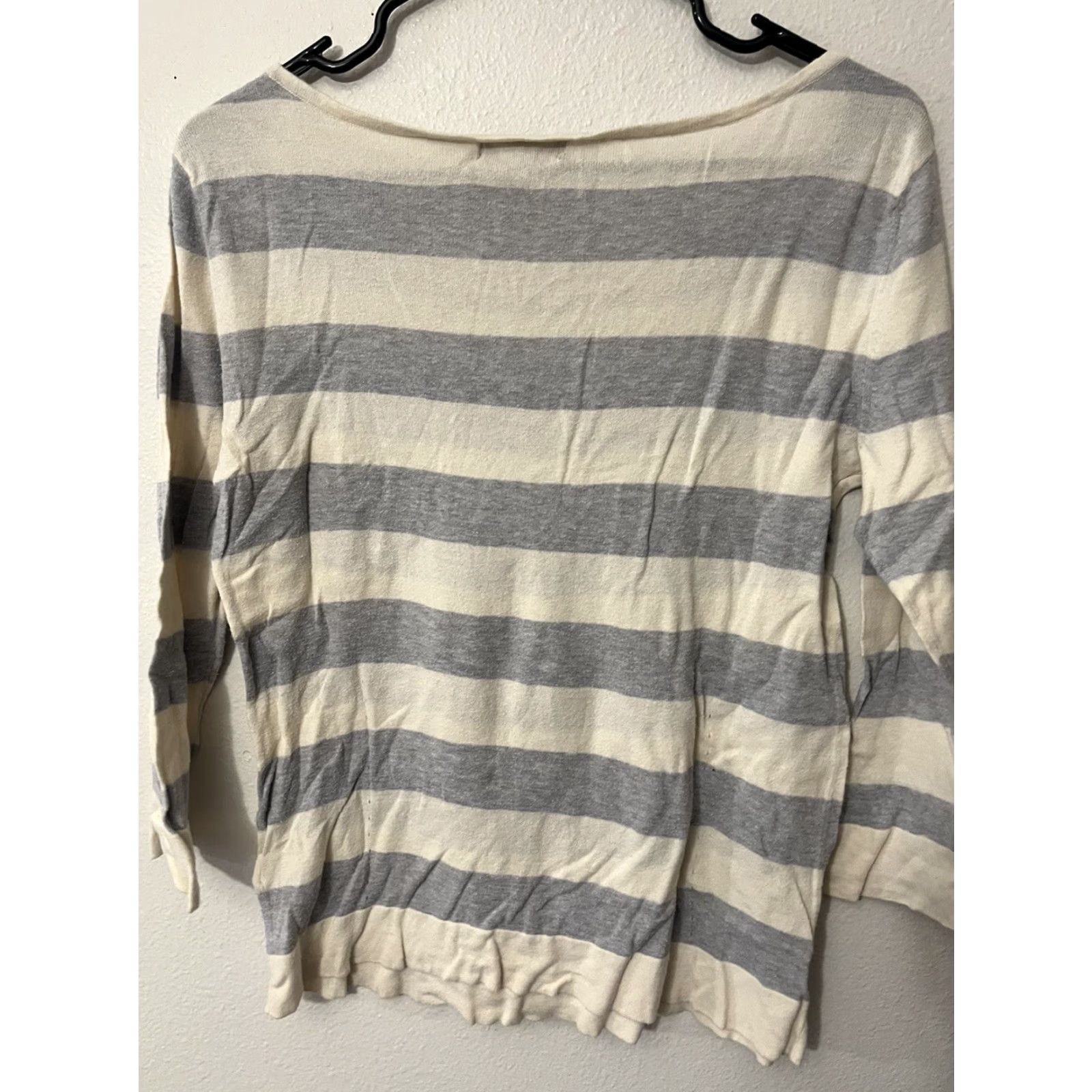 Banana Republic VINTAGE Banana Republic Top Shirt Womens Medium Gray Striped Long Sleeve Knit T Shirt Adult M Gray Classic 90s Mens Womens? Size M / US 6-8 / IT 42-44 - 2 Thumbnail