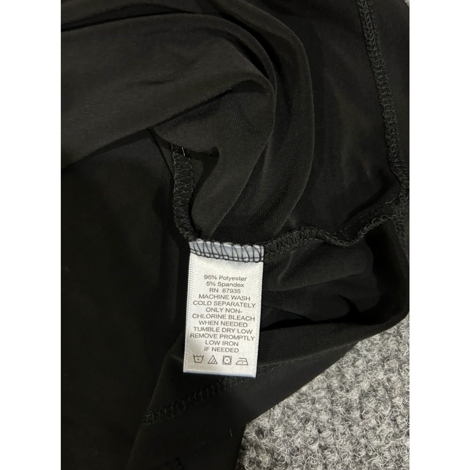 Vintage Susan Graver Blouse Shirt Womens Large Black Short Sleeve Knit Polyester Spandex Casual Solid Regular Classic None Size L / US 10 / IT 46 - 5 Thumbnail