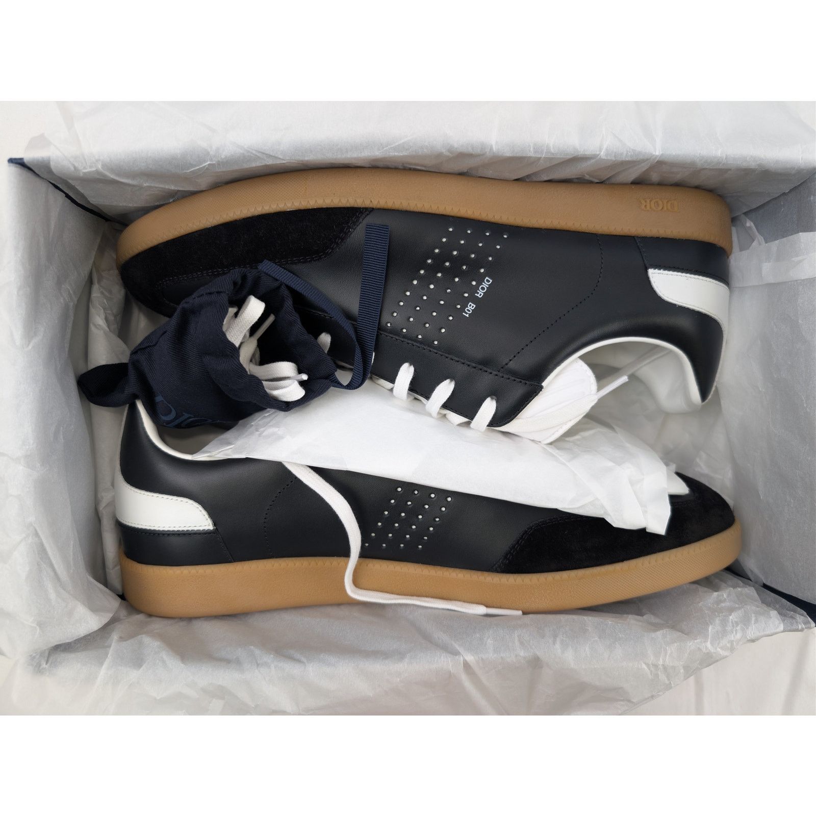 Dior o1rshd1 B01 Brown Sole Sneakers in Black/White Size US 13 / EU 46 - 20 Thumbnail
