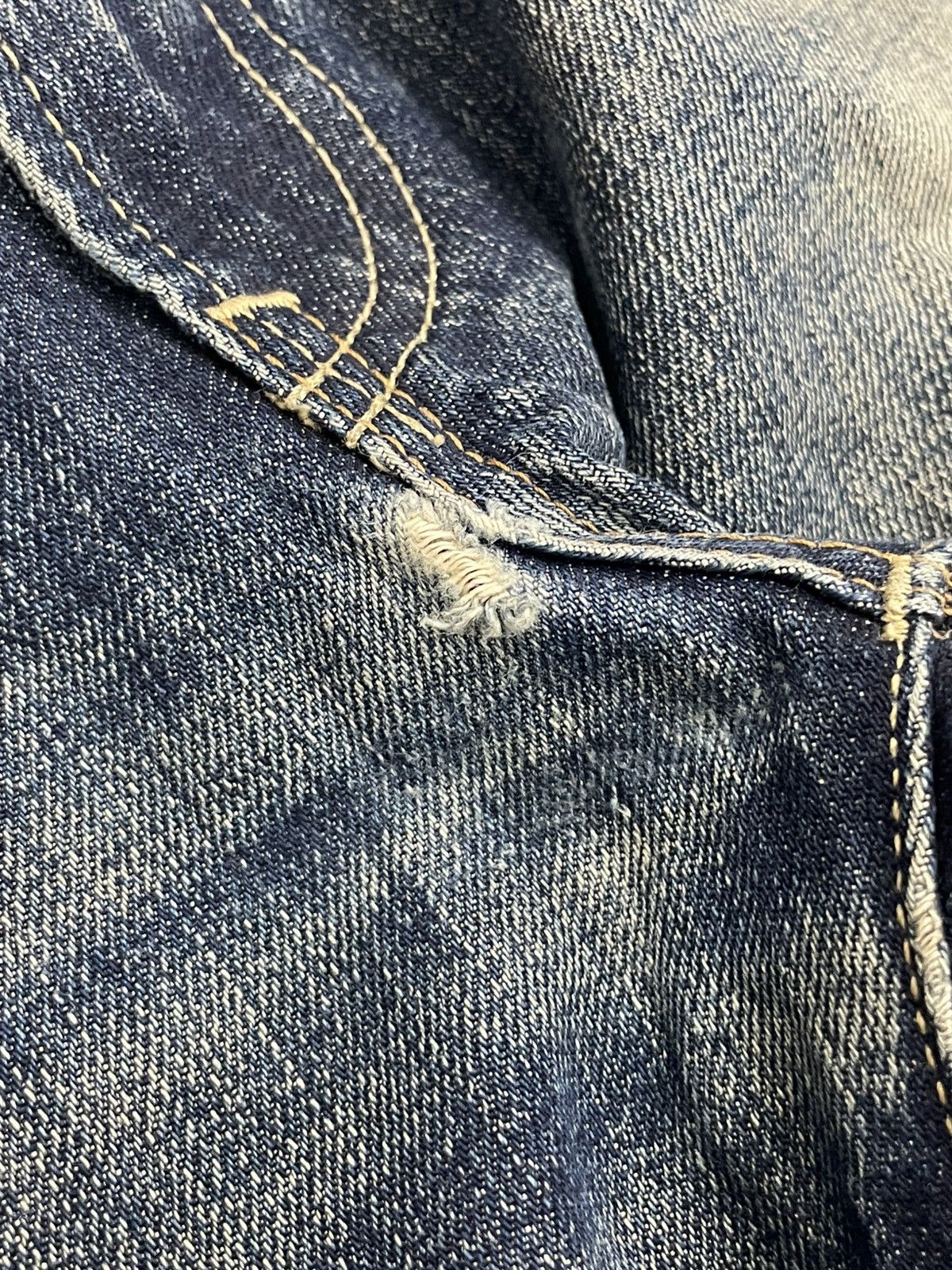 Japanese Brand × Uniqlo Indigo Mudwash Uniqlo Japan Minor Distressed Size US 34 / EU 50 - 9 Thumbnail