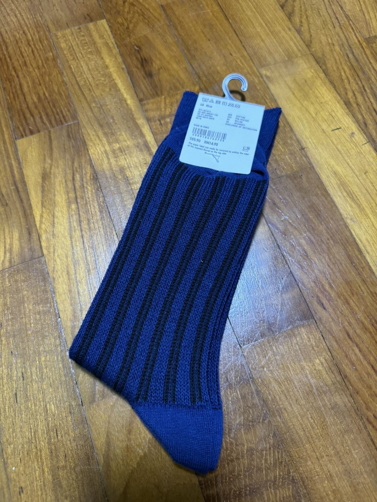 JW Anderson × Japanese Brand × Uniqlo JW Anderson x Uniqlo Socks SS24 Size 26 - 4 Thumbnail