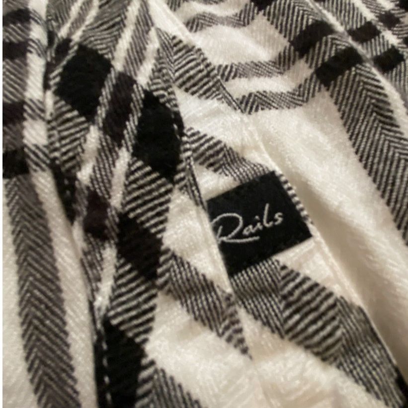 Rails Rails White Black Plaid Flannel Button Shirt Size Medium Size M / US 6-8 / IT 42-44 - 3 Thumbnail