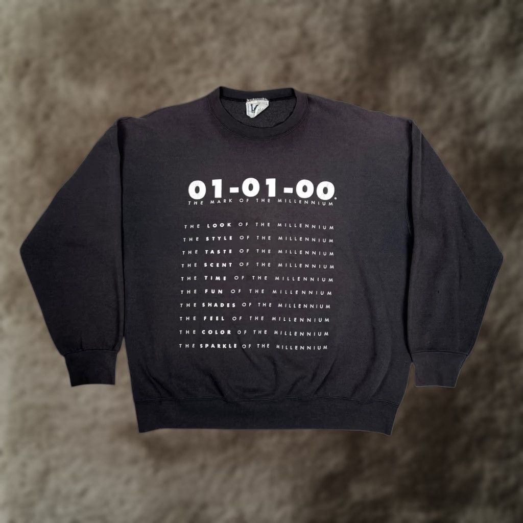 Lee VINTAGE Lee Sport Sweatshirt Mens 2XL Black Fleece Millennium Graphic Print Pullover Crew Neck Winter Fall USA Made Size US XXL / EU 58 / 5 - 1 Thumbnail