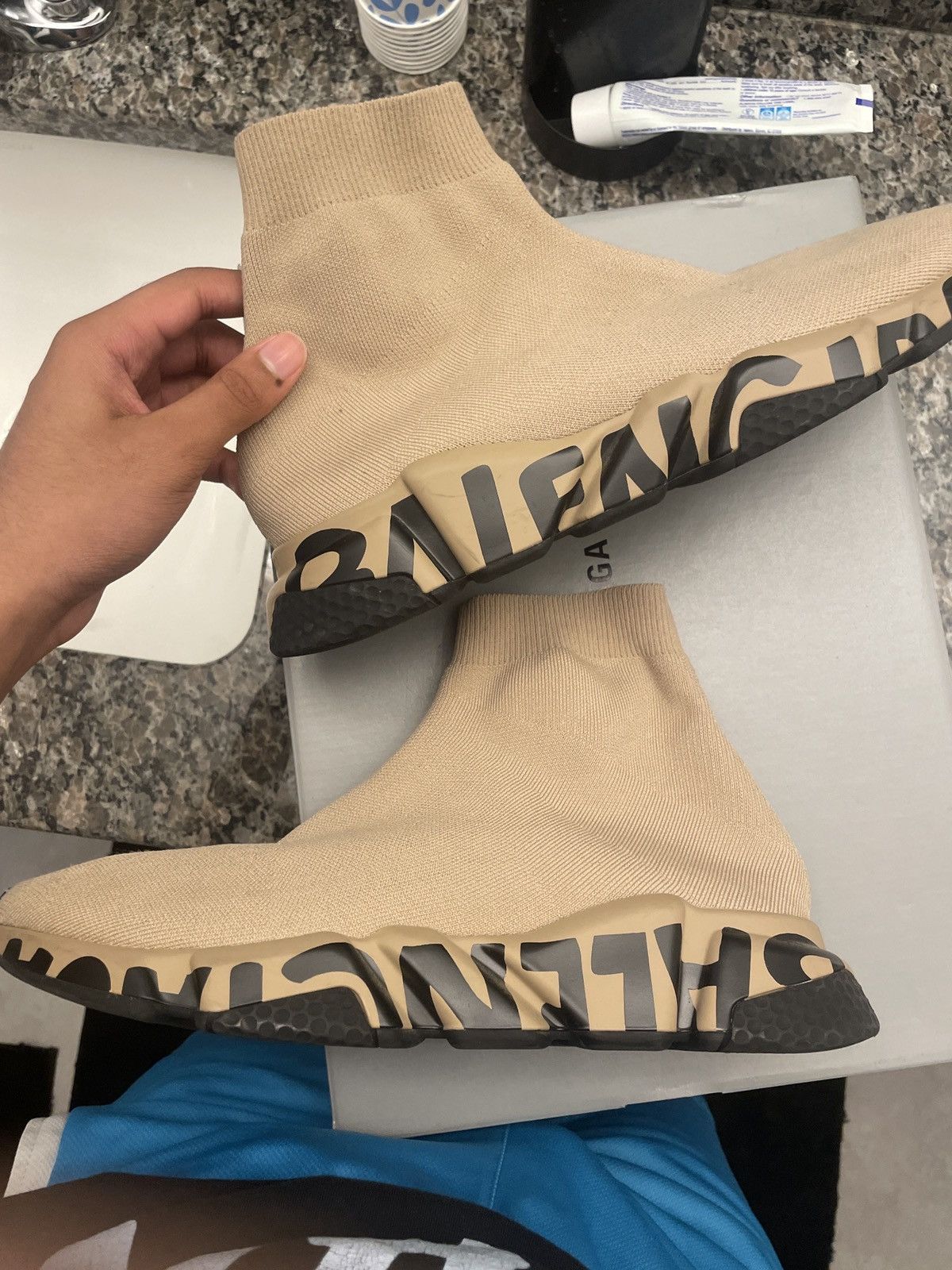 Balenciaga Balenciaga speed beige Size US 9 / EU 42 - 8 Thumbnail
