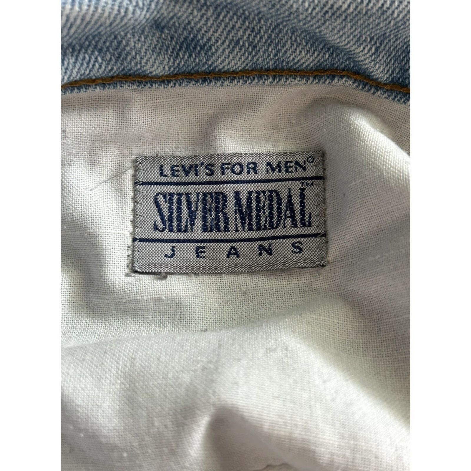 Levi's VINTAGE Levi’s Silver Medal Jeans Mens Regular 32 Blue Denim 26in 90s USA Skateboard Straight Pockets Size US 32 / EU 48 - 6 Thumbnail