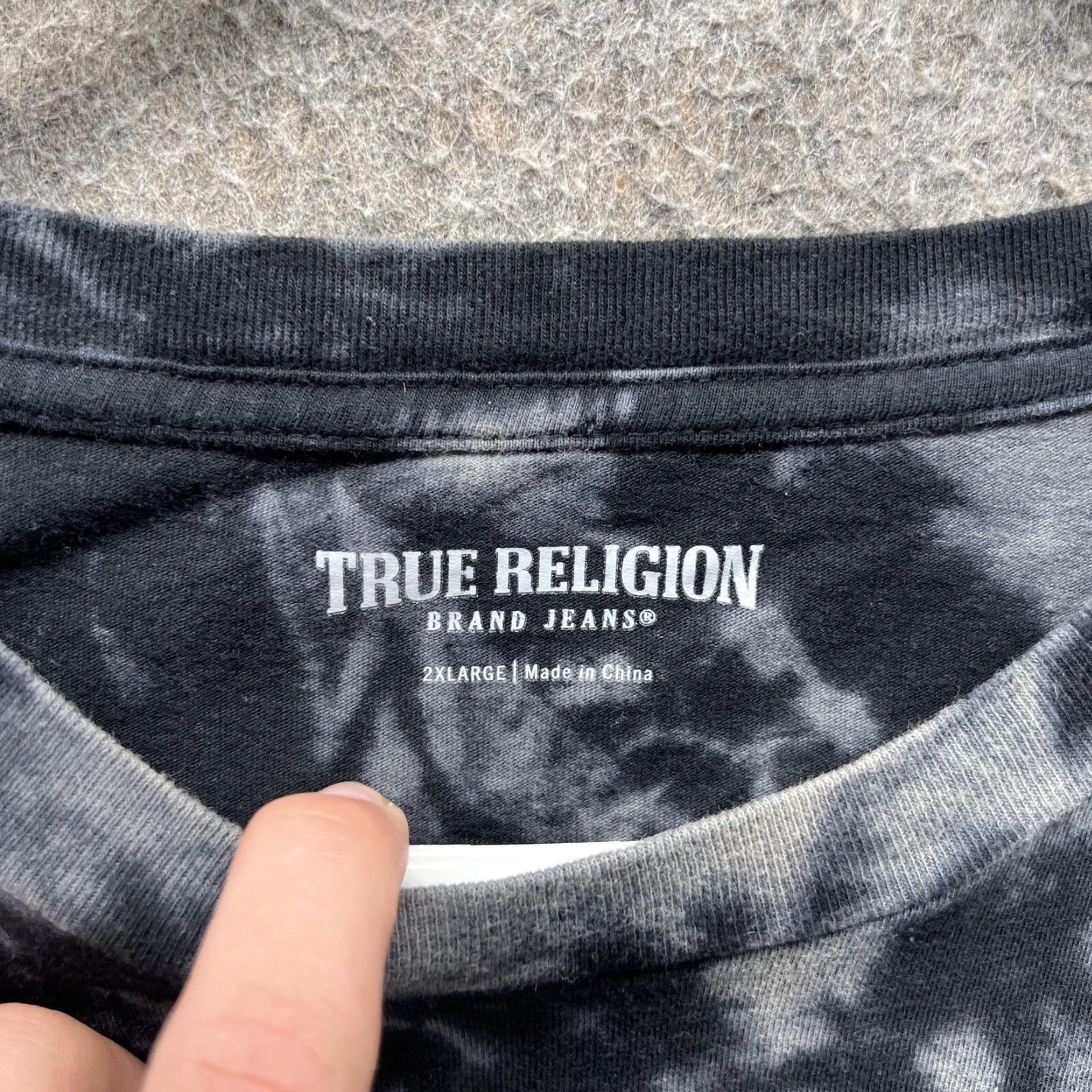 True Religion VINTAGE True Religion Shirt Women 2XL Black Tie-Dye Buddha Graphic Distressed Short Sleeve Crew Neck T-Shirt Womens Size XXL / US 16-18 / IT 52-54 - 4 Thumbnail
