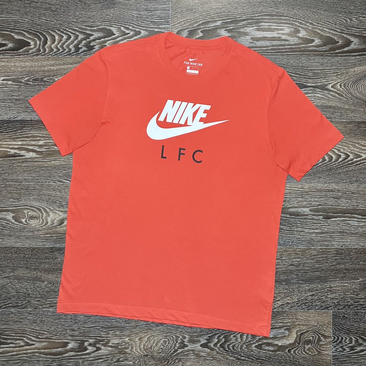 Nike Nike LIVERPOOL FC Liverbird Emblem Backprint Graphic T-shirt Size US L / EU 52-54 / 3 - 2 Thumbnail