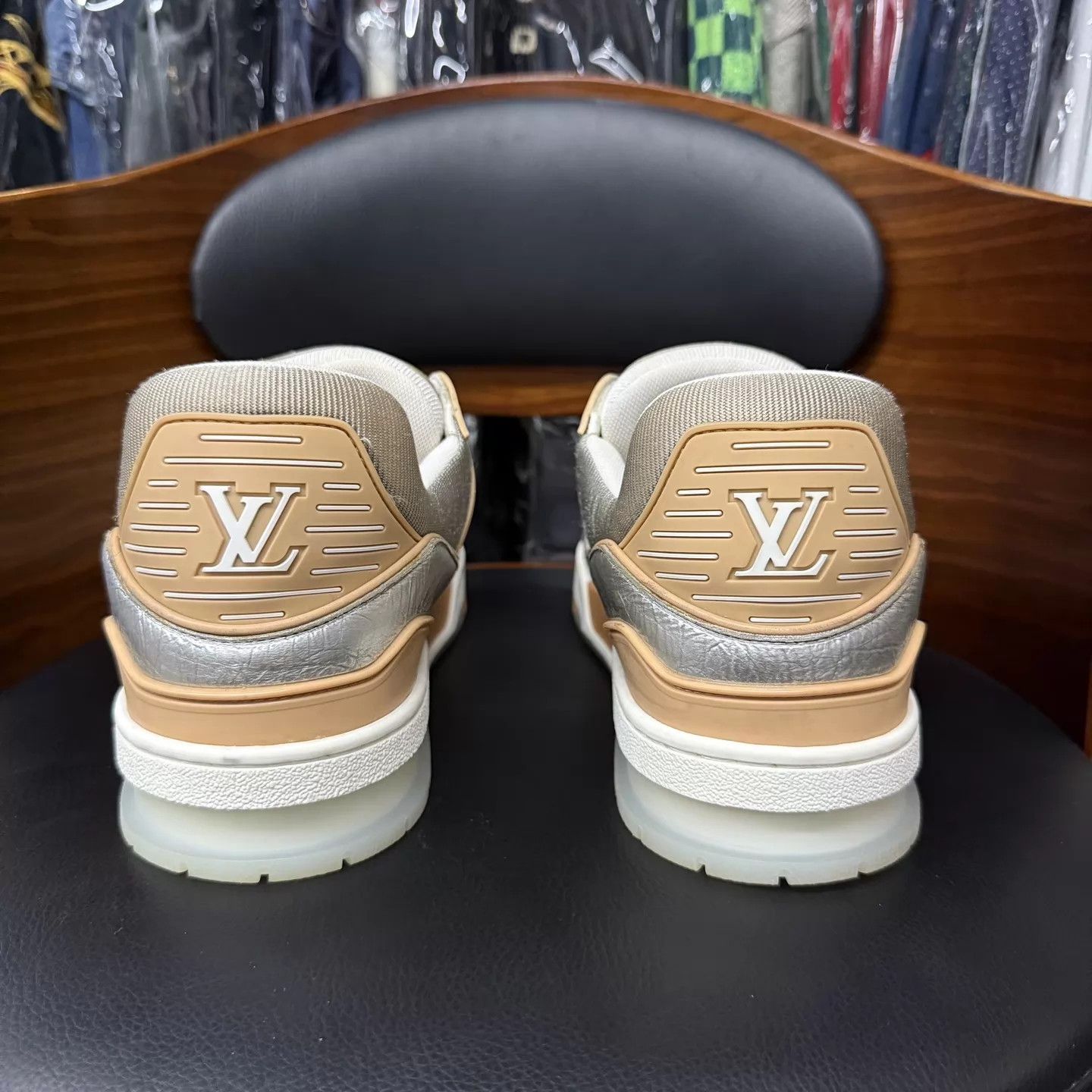 Louis Vuitton LV Trainer White/Silver/Brown US9/43 Unworn Size US 10 / EU 43 - 3 Thumbnail
