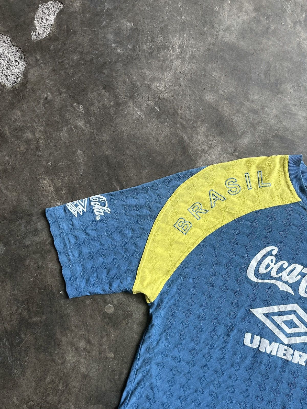 Nike × Vintage RARE 1994 / 1996 Brasil Umbro Official Training Jersey Size US L / EU 52-54 / 3 - 3 Thumbnail