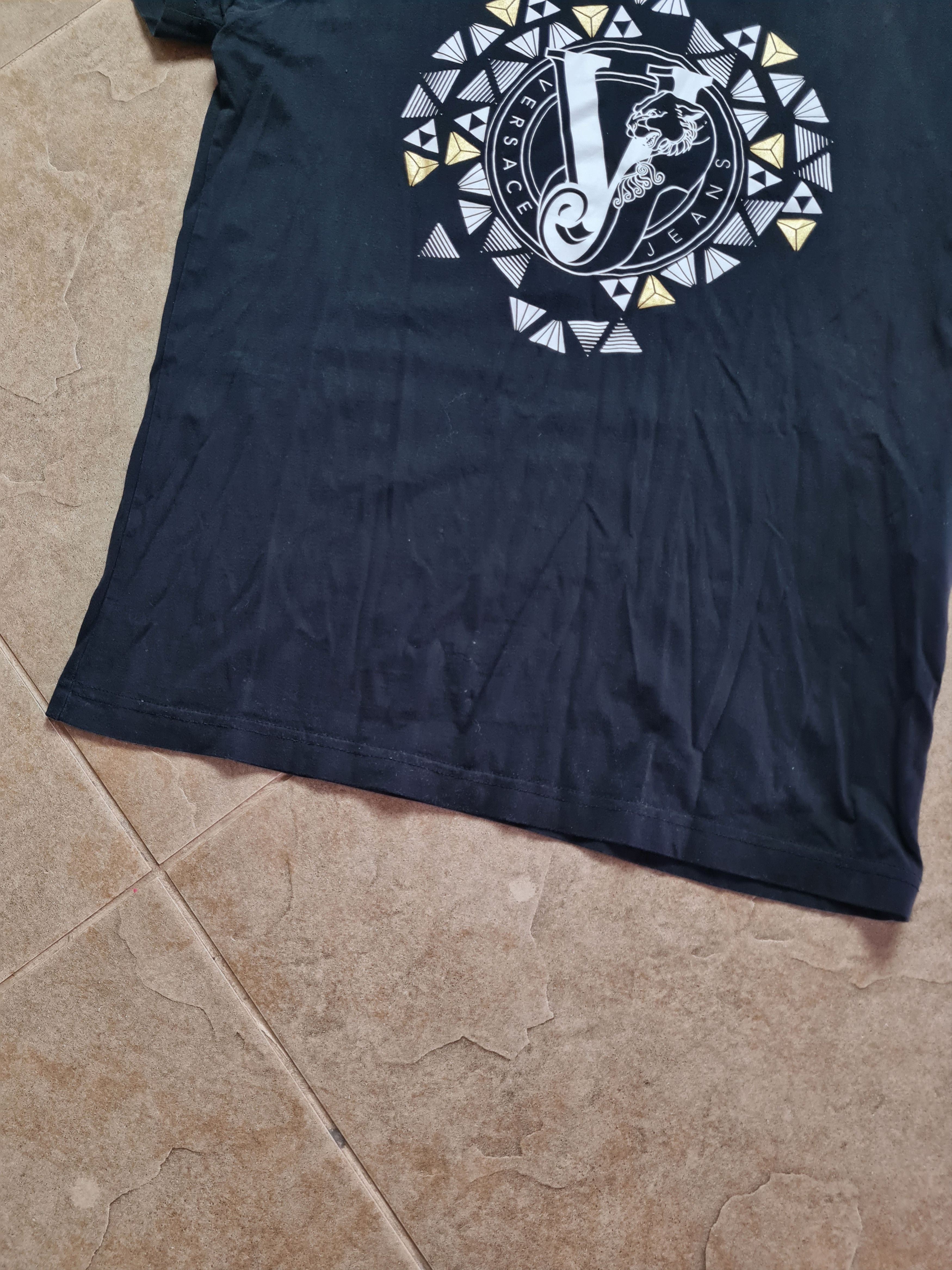 Versace Womens T-shirts Versace Jeans black Big Logo Shirt Size M Size M / US 6-8 / IT 42-44 - 5 Thumbnail