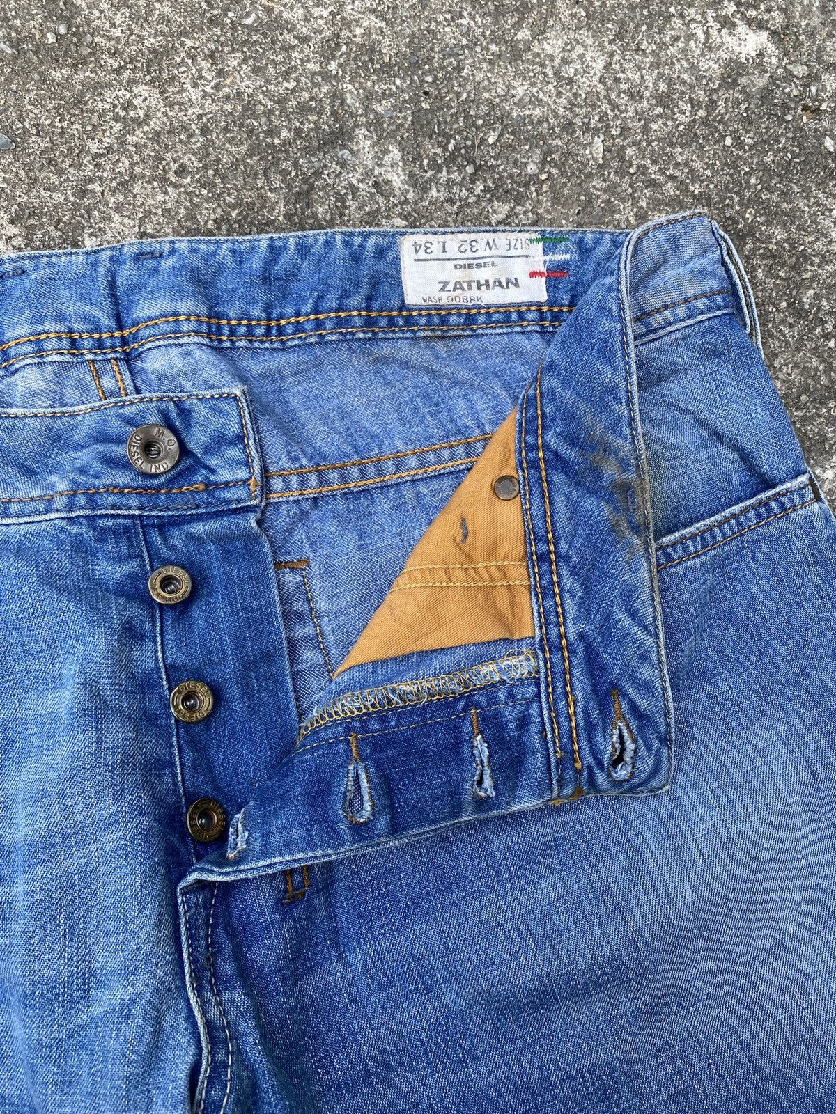 Diesel × Japanese Brand × Tornado Mart Diesel Zathan Blue Faded Flare Denim Size US 34 / EU 50 - 14 Thumbnail